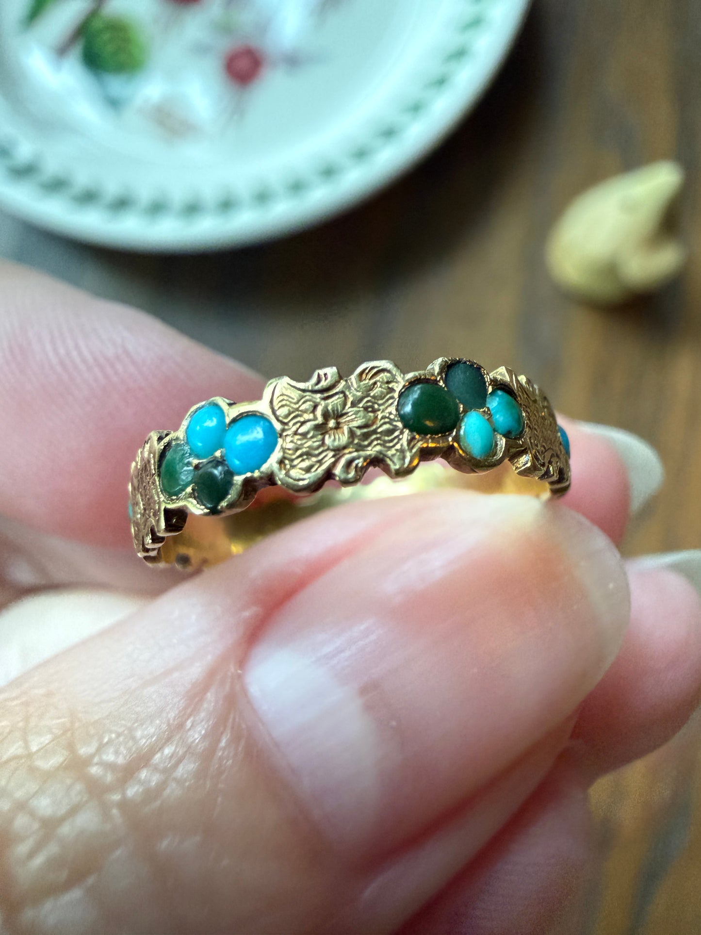 Victorian TURQUOISE Floral Shield Engraved 18k Gold Solid Wedding Band Forget Me Not Orange Blossom Swirl Panels Blue Green
