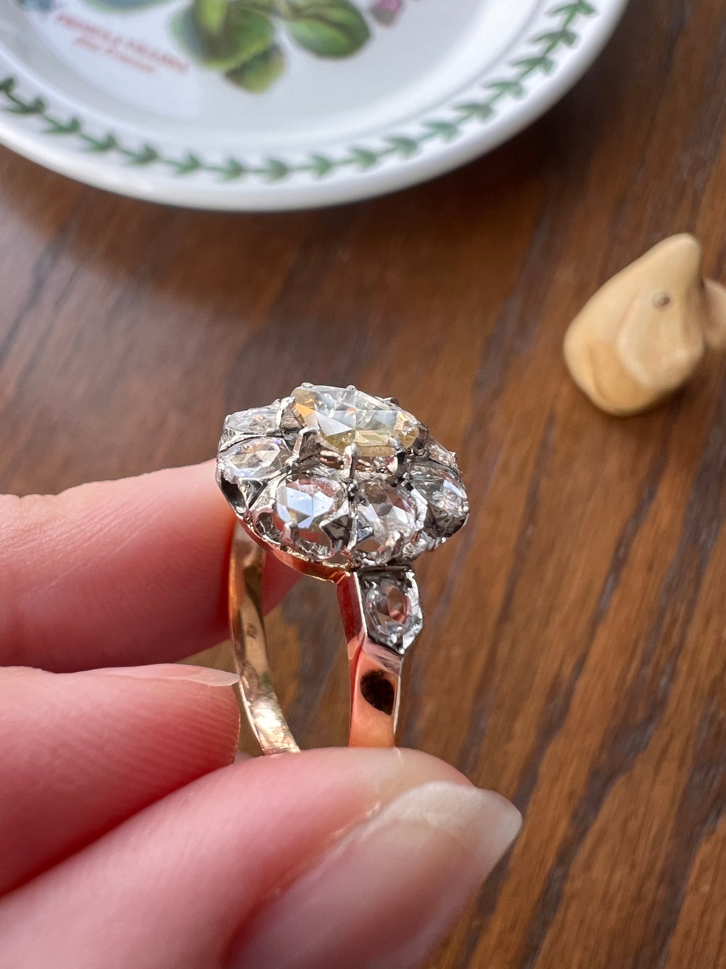 ANTIQUE 1.3 CARAT Rose Cut DIAMOND Clear Disco Daisy Cluster Ring French Victorian Era 18k Gold Platinum