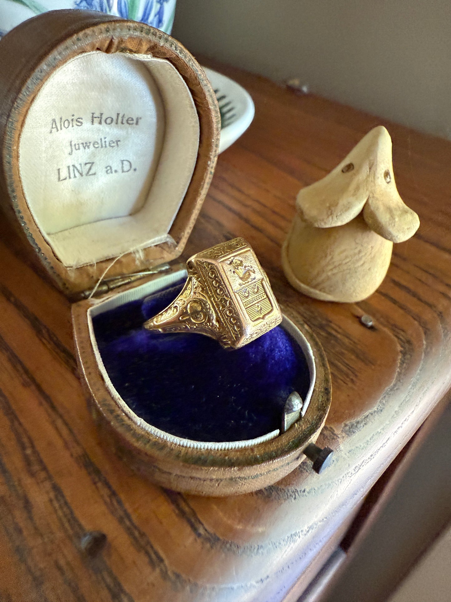 SECRET Hidden Key SIGNET Ring Heraldic Coat of Arms HEAVY 12g 18k Gold Unisex Wax Seal Historic Rare Stacker Ram Benner Crest