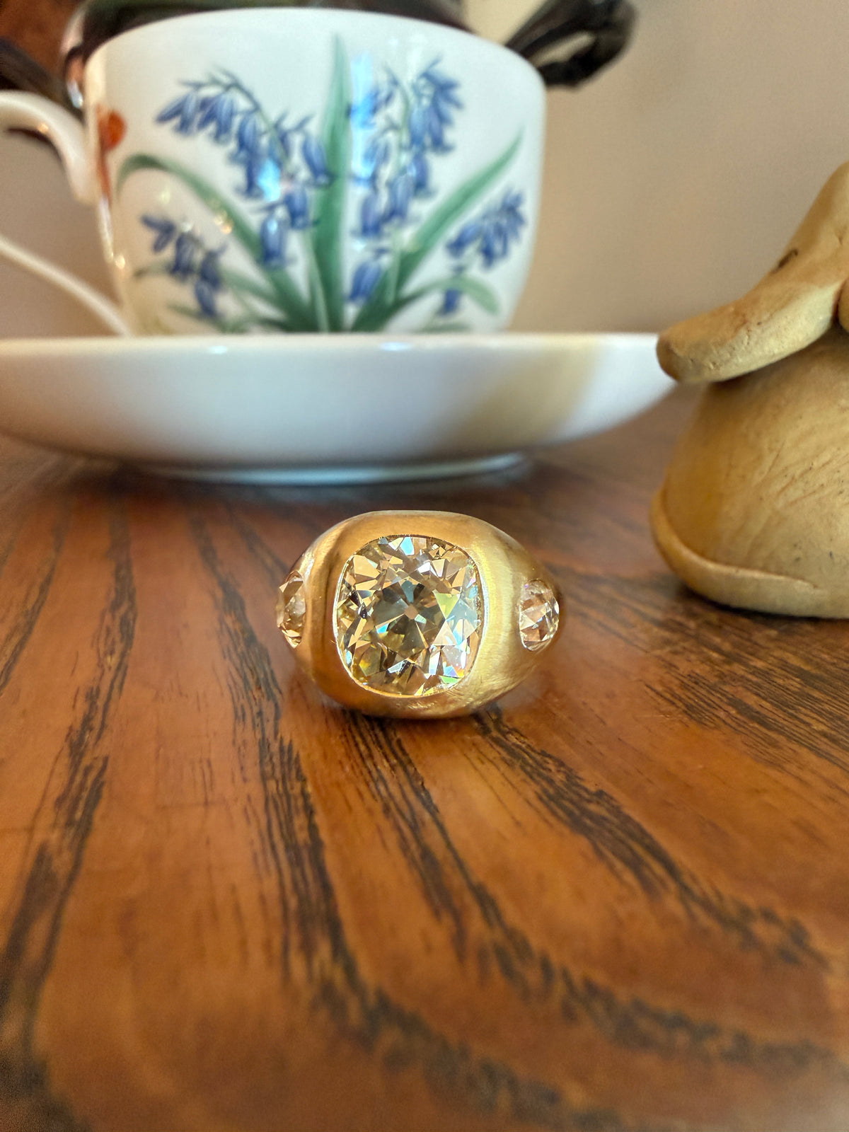 HEAVY 5.2 Carats Eye Clean Natural Antique Old Mine Cut Diamond Three Stone Gypsy Ring 14.5g 18k Gold Matte Band Stacker Man Unisex Chunky