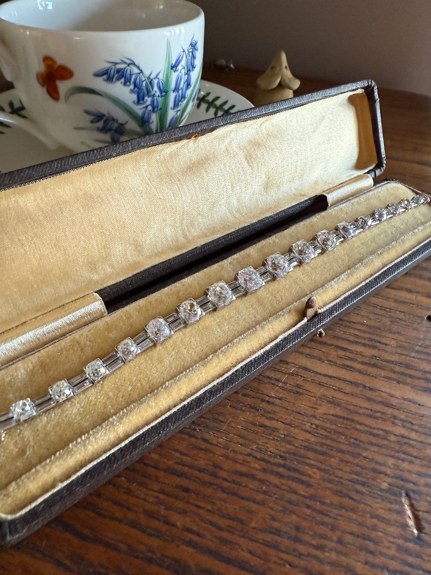 Art Deco 22 CARATS Old Mine Cut DIAMOND Baguette Spacers Tennis Line Bracelet Boxed French Antique 18k White Gold Wriststack OMC Eye Clean