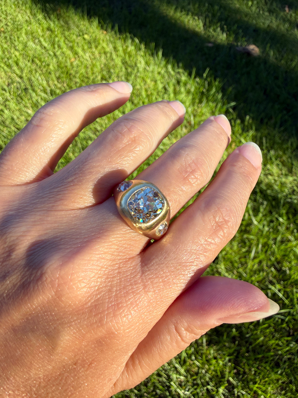 HEAVY 5.2 Carats Eye Clean Natural Antique Old Mine Cut Diamond Three Stone Gypsy Ring 14.5g 18k Gold Matte Band Stacker Man Unisex Chunky