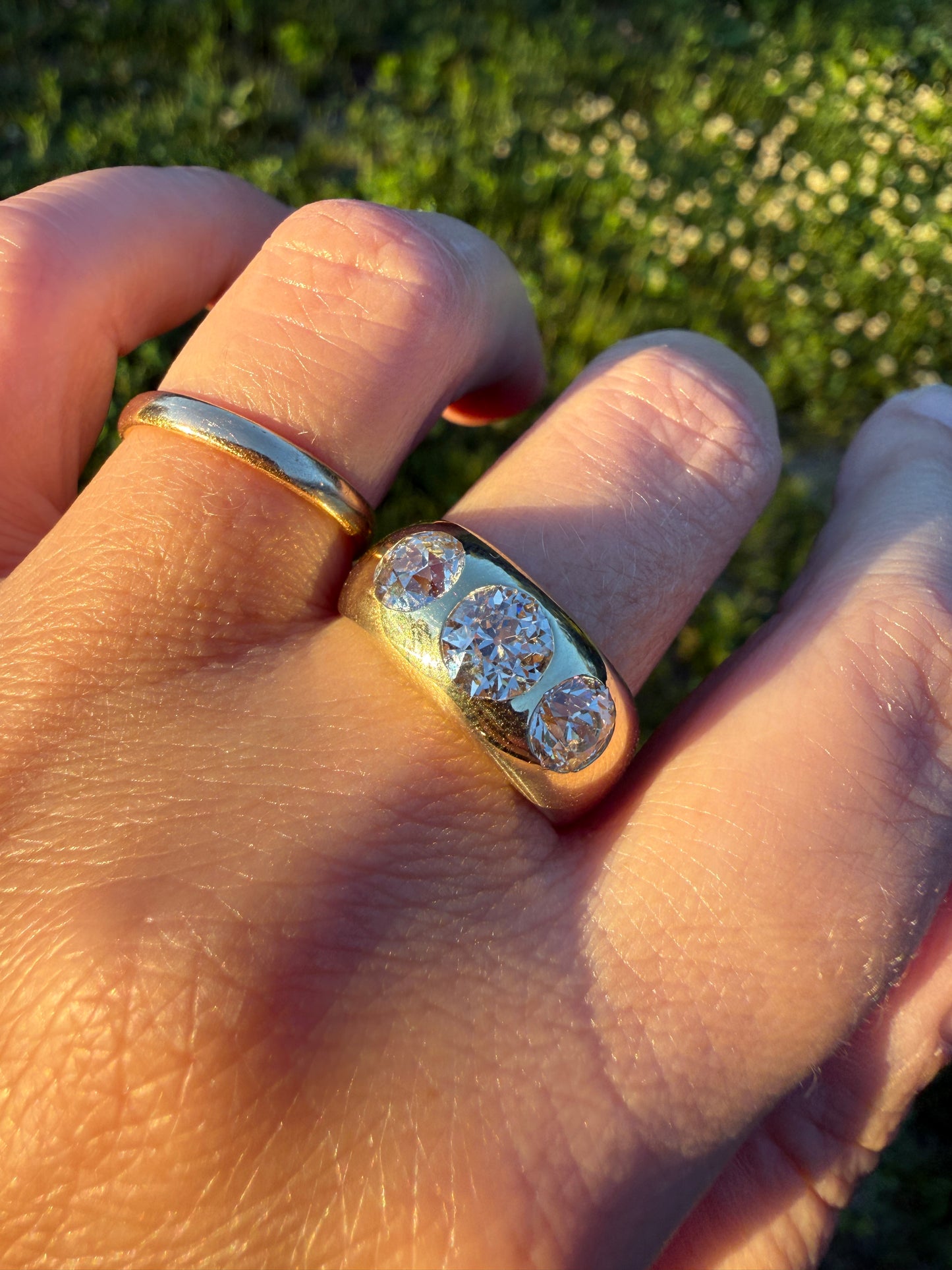 HEAVY Antique 2.4 Carats Natural Old Mine Cut Diamond Three Stone Gypsy Band 10.1g 14k Gold Stacker Ring Man Unisex Chunky
