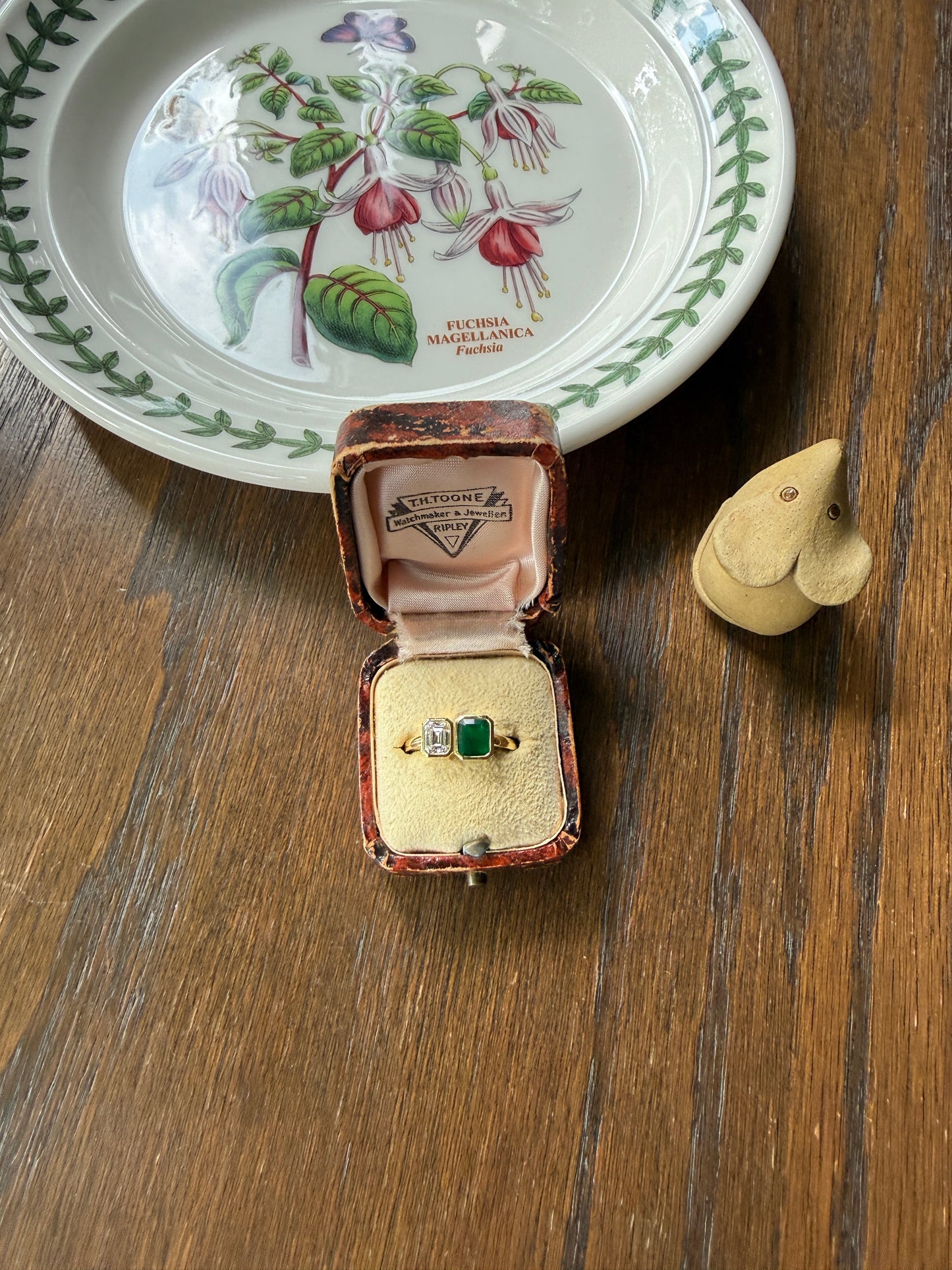Vintage Emerald Cut Diamond Natural Green Emerald Toi et Moi Ring French 18k Gold Bezel Set Geometric Stacker Ring Unique Engagement