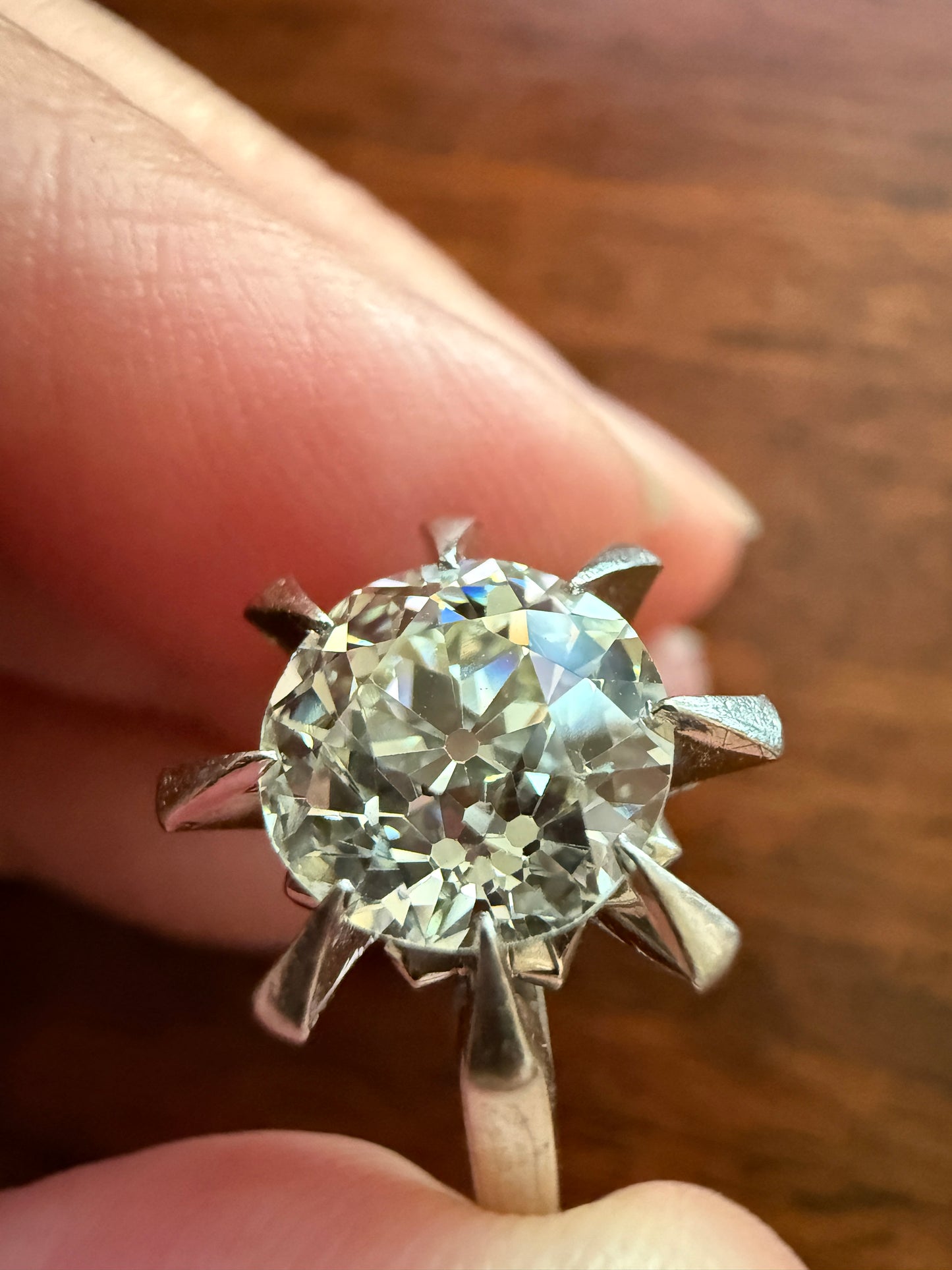 Unique Vintage 2.4 Carats Old Mine Cut DIAMOND Sunburst Ring Solitaire Engagement 18k White Gold & Platinum Architectural Claw Prongs ooak