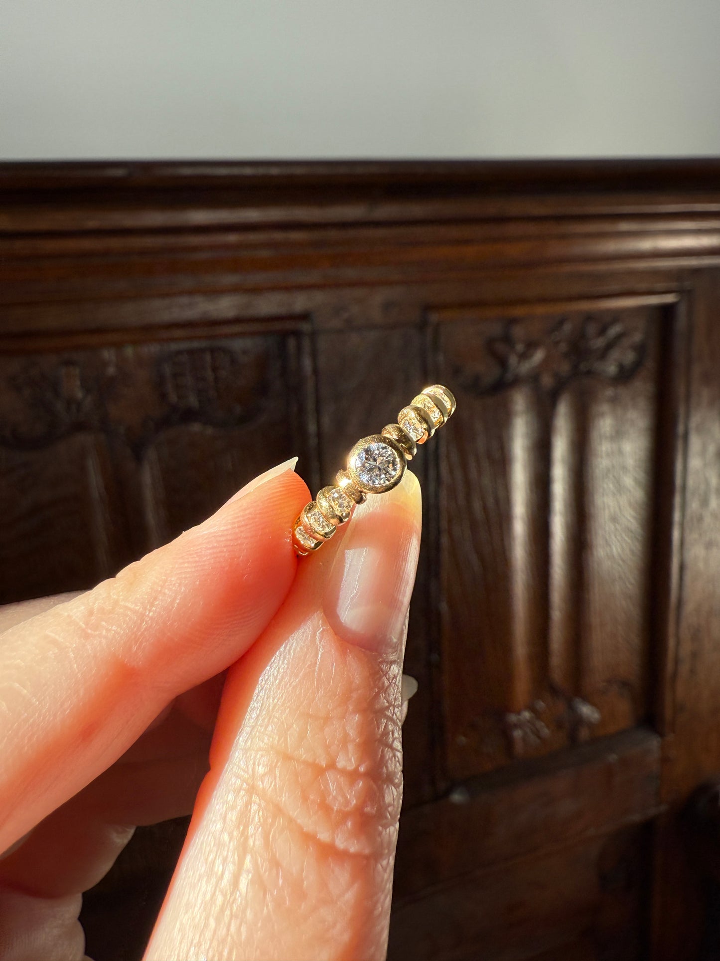 Vintage 18k Gold Diamond Bubble Band Stacker Ring Bezel Set with Accents Eleven Stone