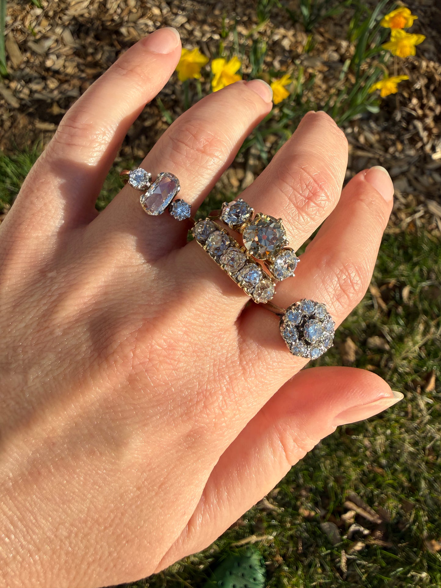 Unique Vintage Elongated Natural VS1 Portrait Rose Cut Three Stone DIAMOND Ring 18k Gold Solid Cushion Oval Stacker Band