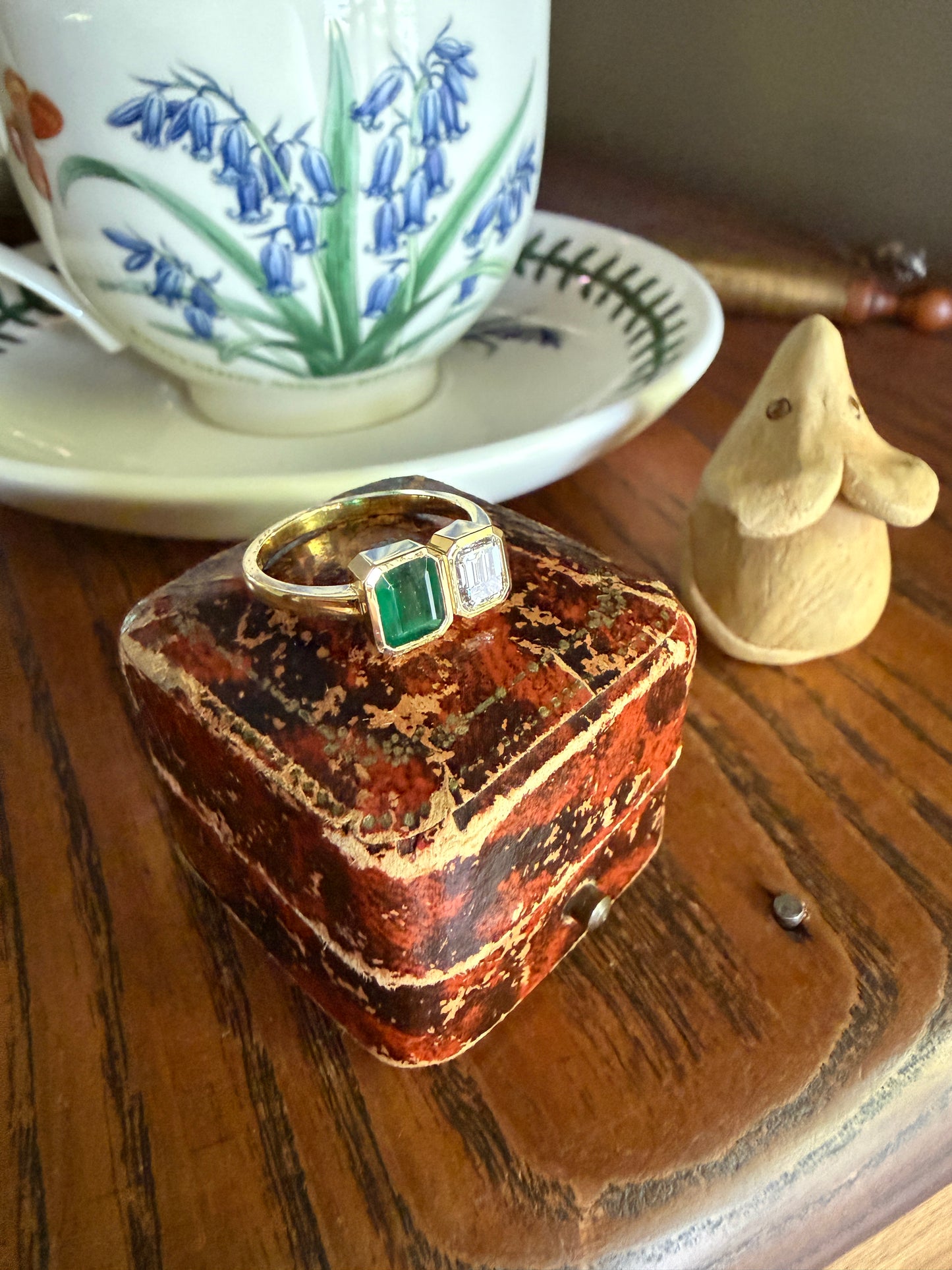 Vintage Emerald Cut Diamond Natural Green Emerald Toi et Moi Ring French 18k Gold Bezel Set Geometric Stacker Ring Unique Engagement