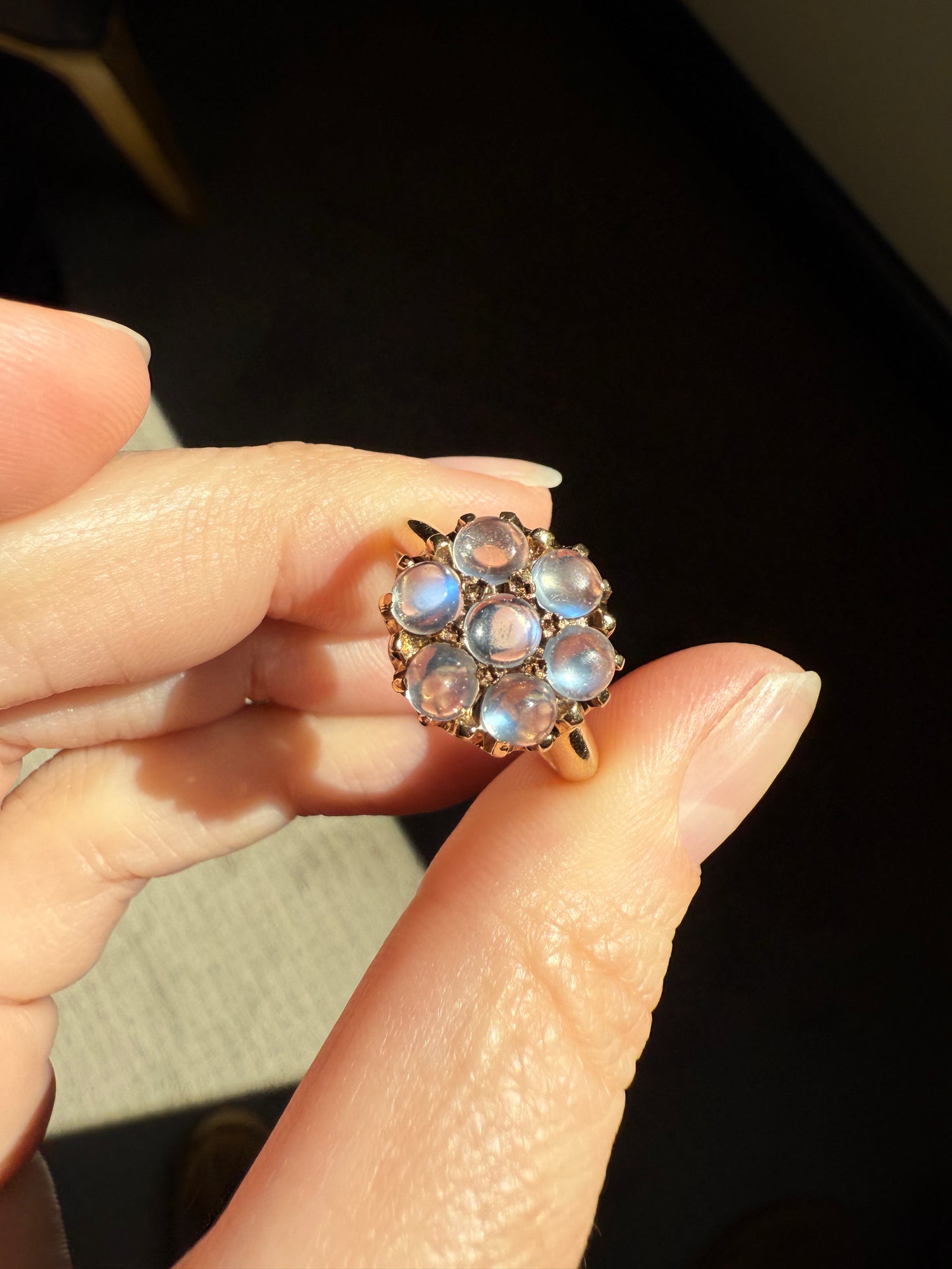 MOONSTONE Daisy Cluster Halo Ring Vintage to Art Deco Antique 14k Gold Seven Stone Blue Flash Chunky Glowing Orbs