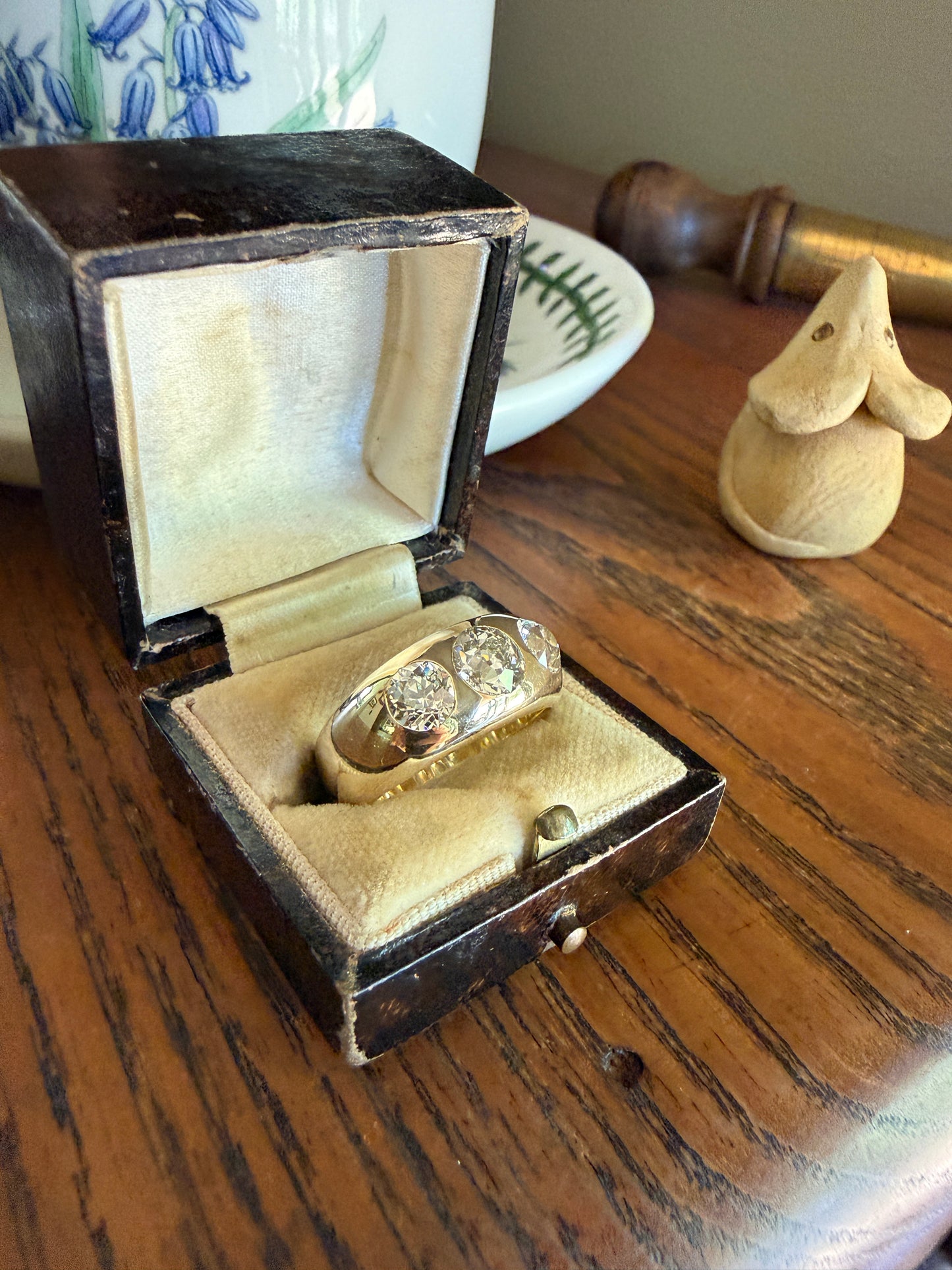 HEAVY Antique 2.4 Carats Natural Old Mine Cut Diamond Three Stone Gypsy Band 10.1g 14k Gold Stacker Ring Man Unisex Chunky
