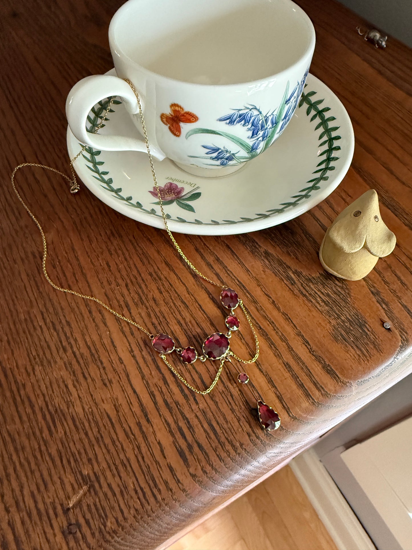 Gorgeous French PERPIGNAN GARNET Festoon NECKLACE Drapery Chain 18k Gold Bezel Set Rose Cut Closed Back Almandine Glowing Raspberry Wine