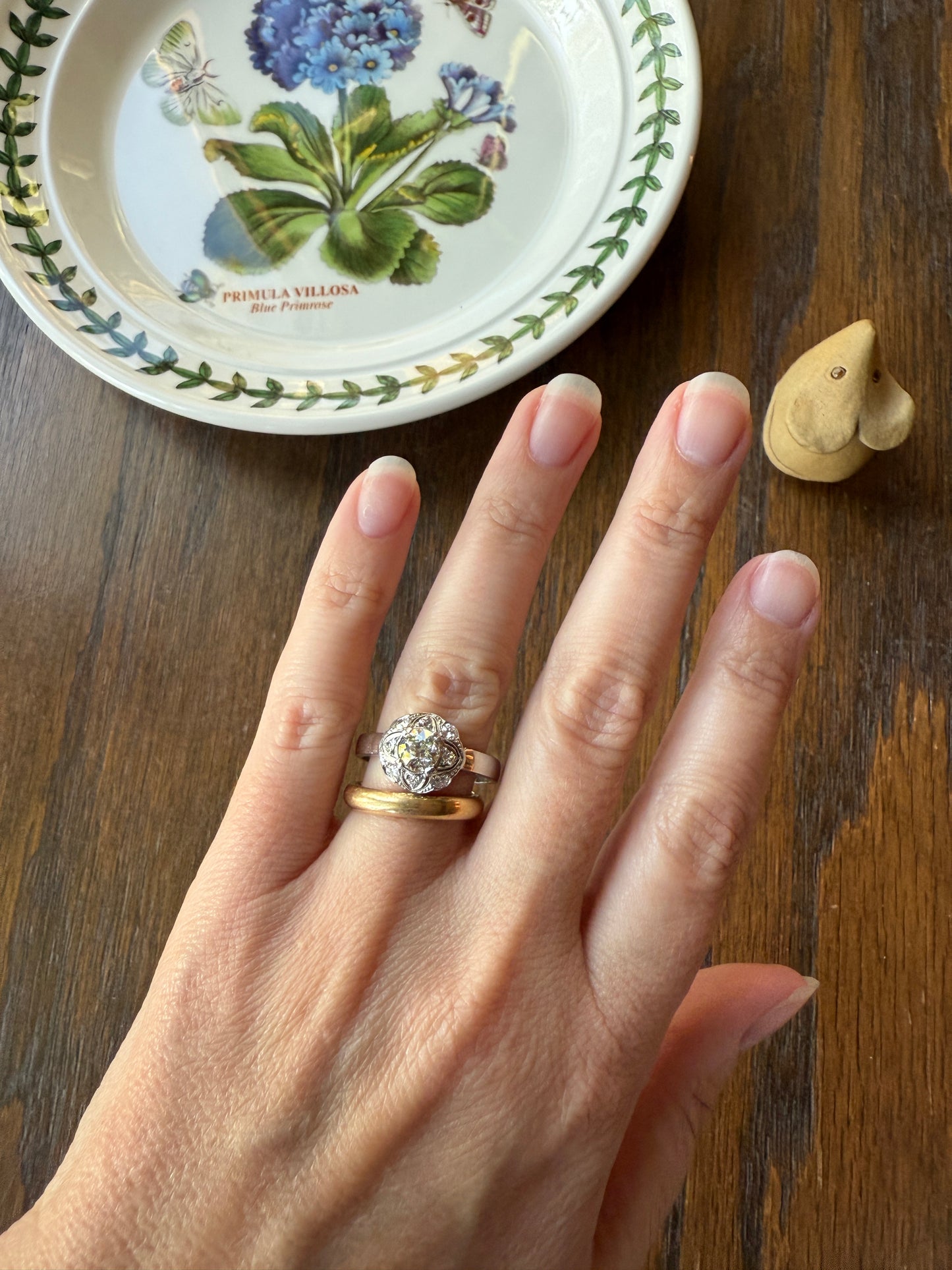 Vintage 1 Carat Tdw Antique Old European Cut Diamonds 18k White Gold Ring Scandinavian Domed Ornate Cluster Ring Art Deco Edwardian Style