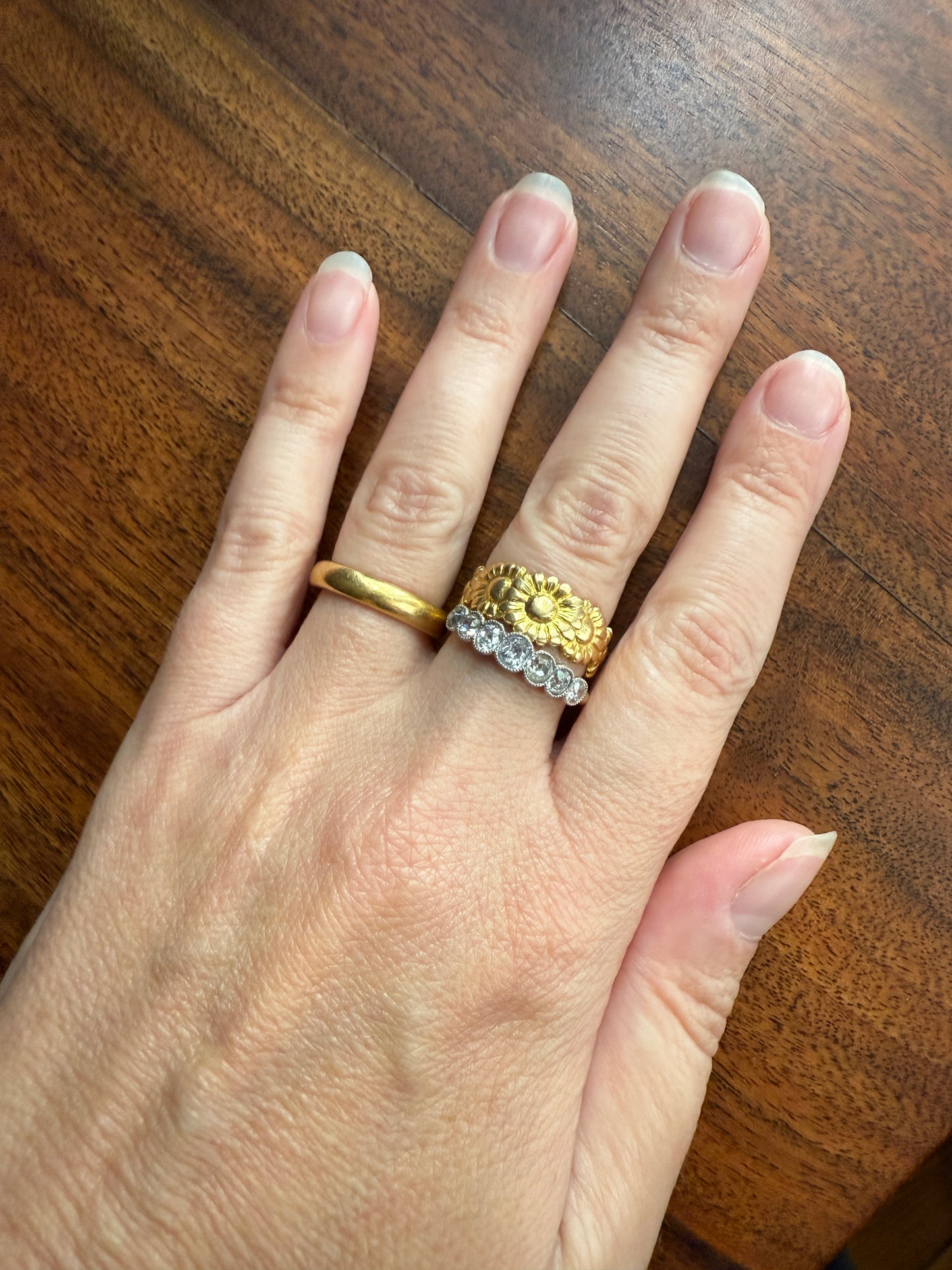 Rare Daisy Chain French Antique Figural 18k Gold Ring Floral Art Nouveau Belle Epoque 7 Flower Wide Wedding Eternity Band Stacker