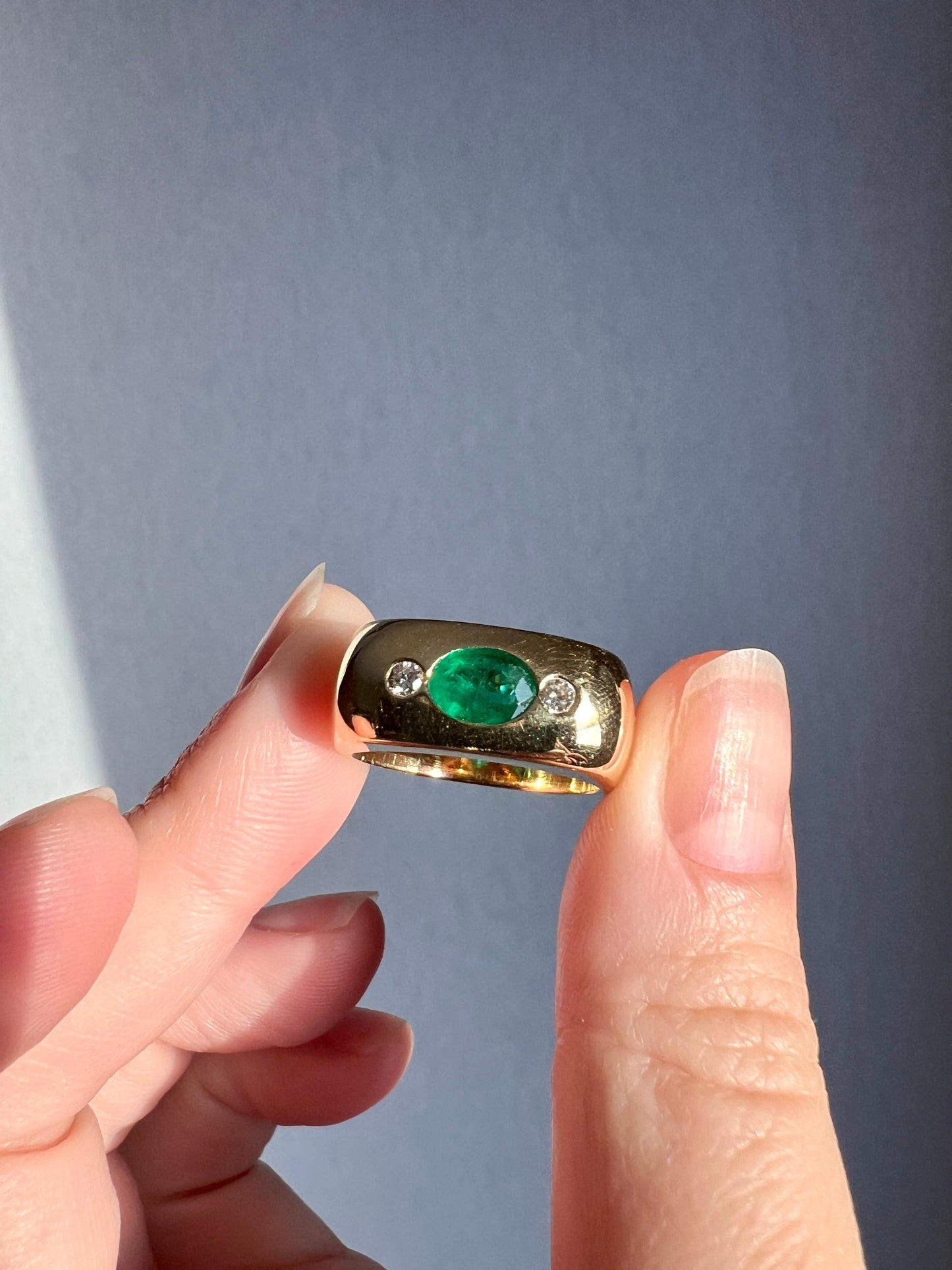 HEAVY Green EMERALD Diamond Vintage Three Stone Gypsy Ring French 18k Gold Chunky Wide Square Band Natural Unisex