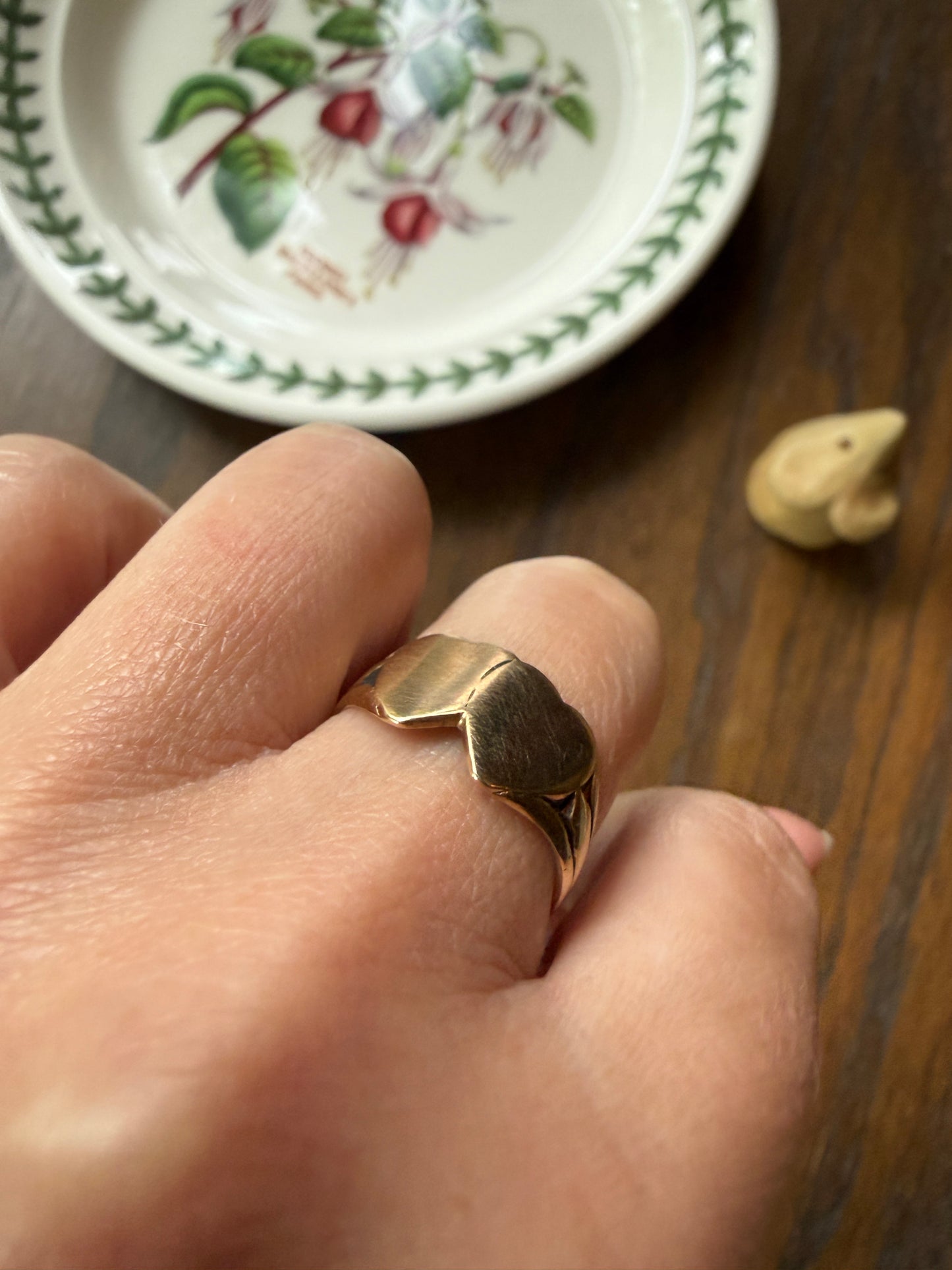 DOUBLE HEART 9k Gold Romantic Wedding Band Signet Betrothal Ring Stacker Ready to Engrave