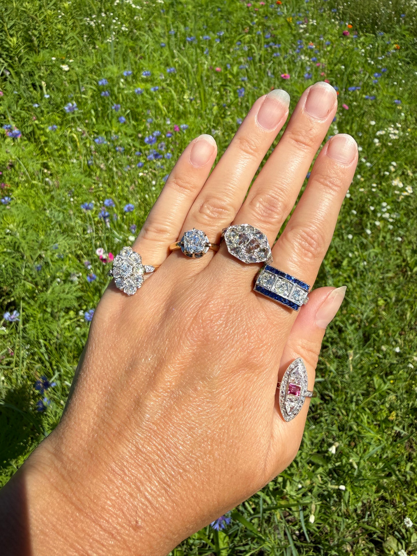 ANTIQUE Two Carats 11 Old Mine Cut DIAMOND Daisy Cluster Ring 18k Rose Gold & PLATiNUM Belle Epoque Romantic Gift OmC Victorian Oval