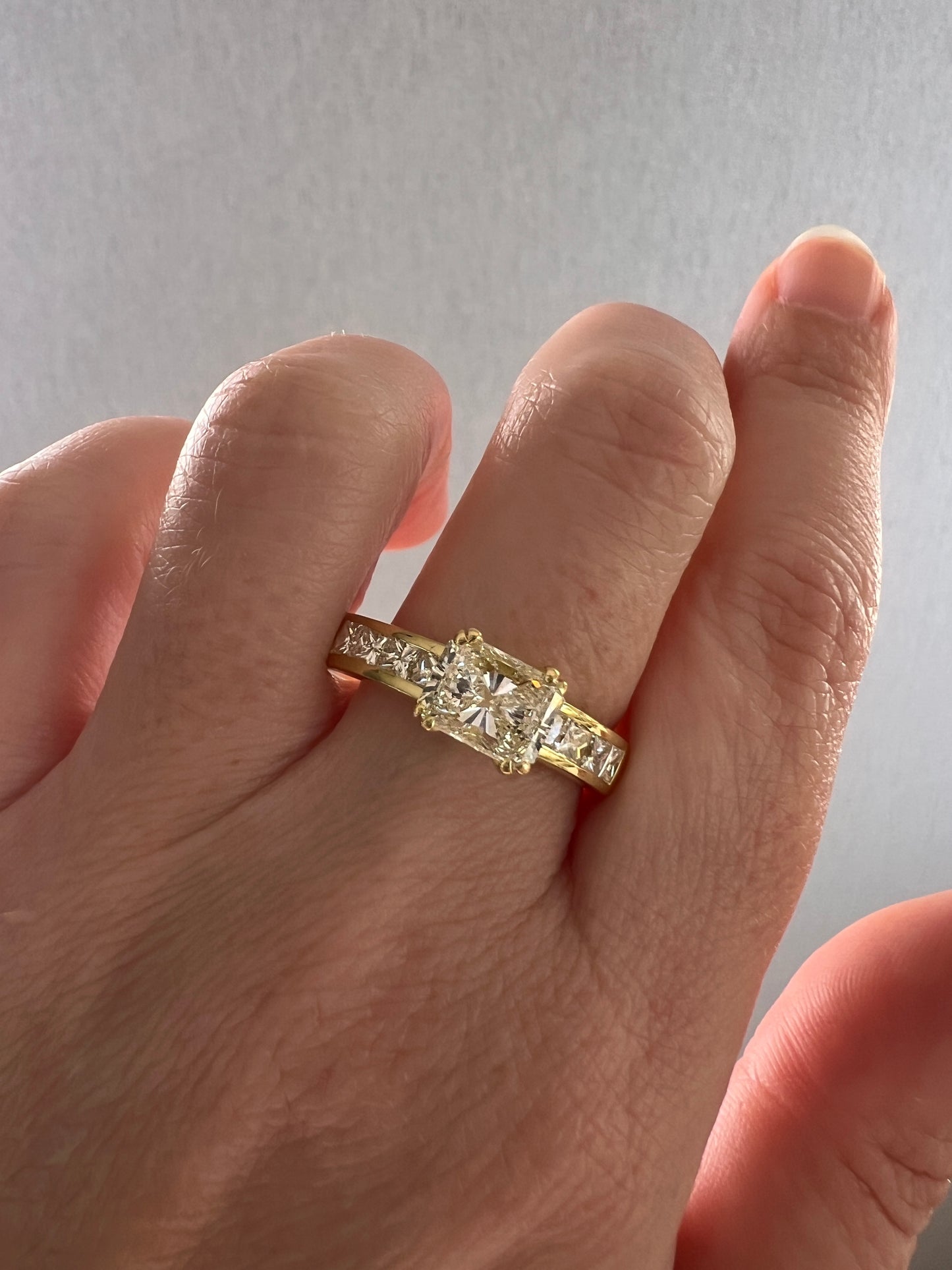 RADIANT Cut 2.5 Carat Tdw Eye Clean Diamond Ring Vintage French 18k Gold Princess Cut Accents East West Solitaire Engagement Ring