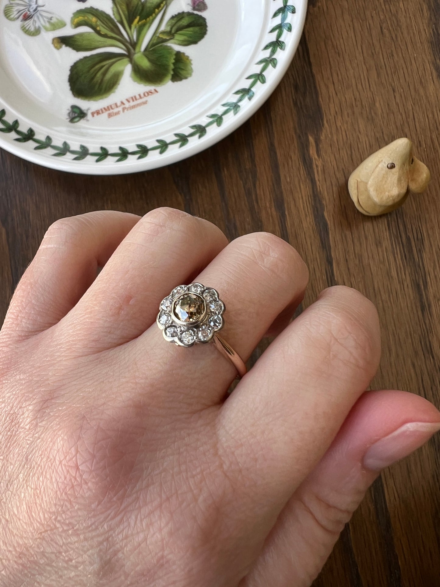 Wonderful Antique 1.1 Carat Tdw Fancy Light BROWN & White Old Mine Cut DIAMOND Halo Cluster Ring 14k Gold Champagne Daisy