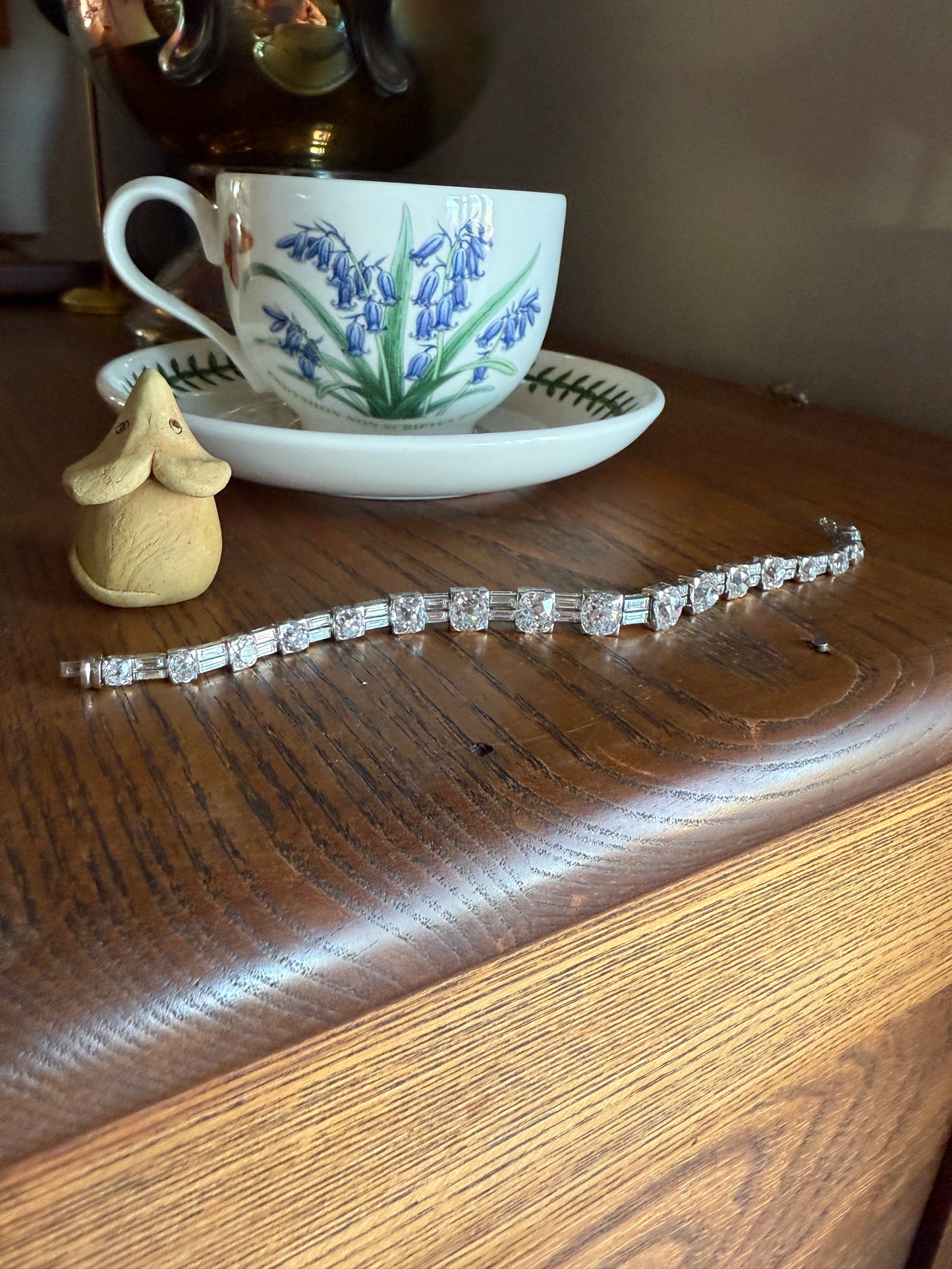 Art Deco 22 CARATS Old Mine Cut DIAMOND Baguette Spacers Tennis Line Bracelet Boxed French Antique 18k White Gold Wriststack OMC Eye Clean