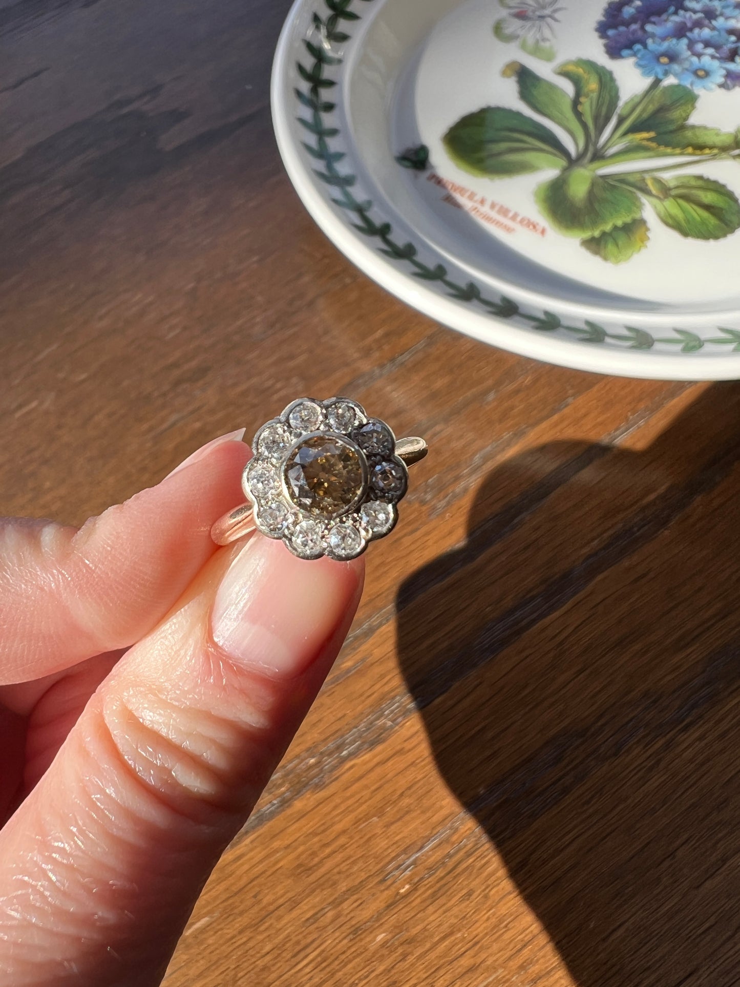 Wonderful Antique 1.1 Carat Tdw Fancy Light BROWN & White Old Mine Cut DIAMOND Halo Cluster Ring 14k Gold Champagne Daisy