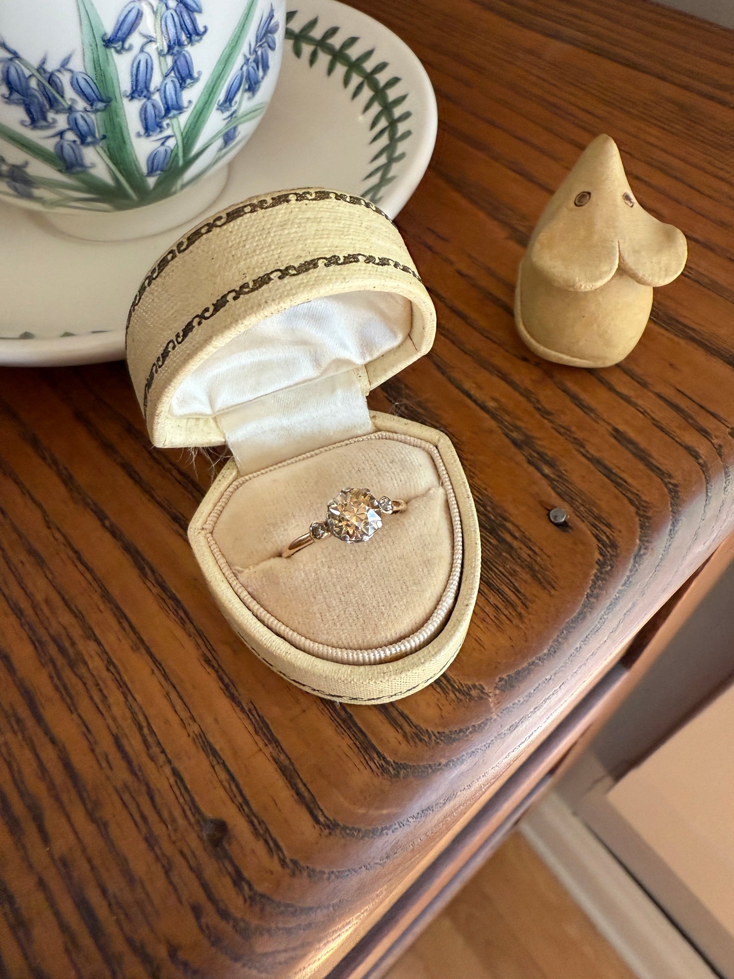 Antique Eye Clean Color Change 1.5 Carat Antique Fancy Champagne Green Yellow Old Mine Cut DIAMOND Solitaire Ring Three Stone 18k Gold