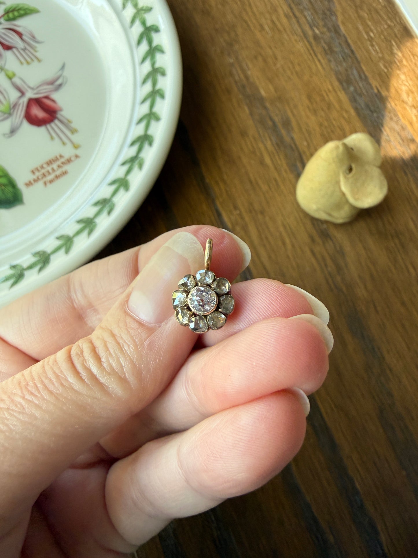 Daisy Cluster Pendant Old Mine Rose Cut DIAMOND Antique Victorian 18k Gold Pendant Necklace Bracelet Charm Floral