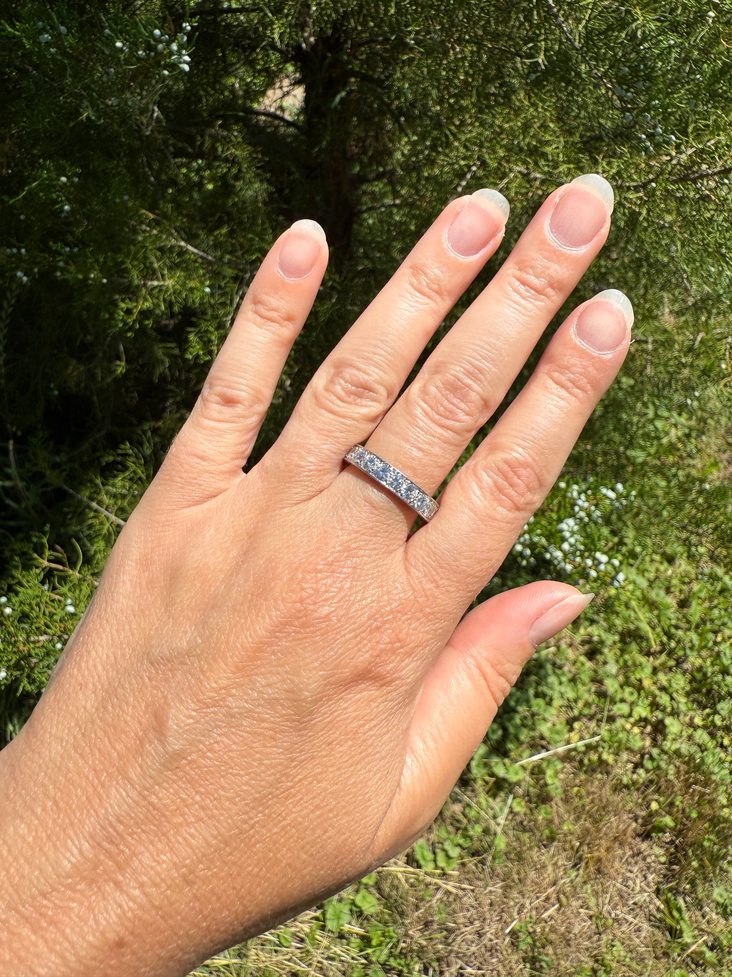 PLATINUM French Vintage 1.1 Carat DIAMOND Half Eternity Hoop Band 3.8mm Wide Engraved Eight Stone Ring Skinny Line Stacker Romantic Gift