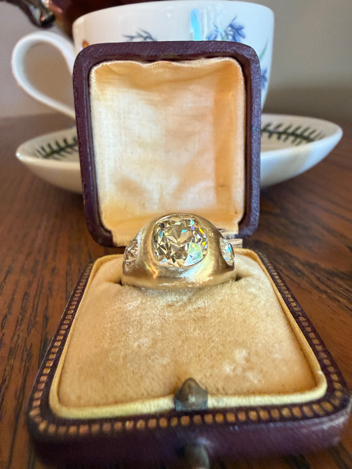 HEAVY 5.2 Carats Eye Clean Natural Antique Old Mine Cut Diamond Three Stone Gypsy Ring 14.5g 18k Gold Matte Band Stacker Man Unisex Chunky