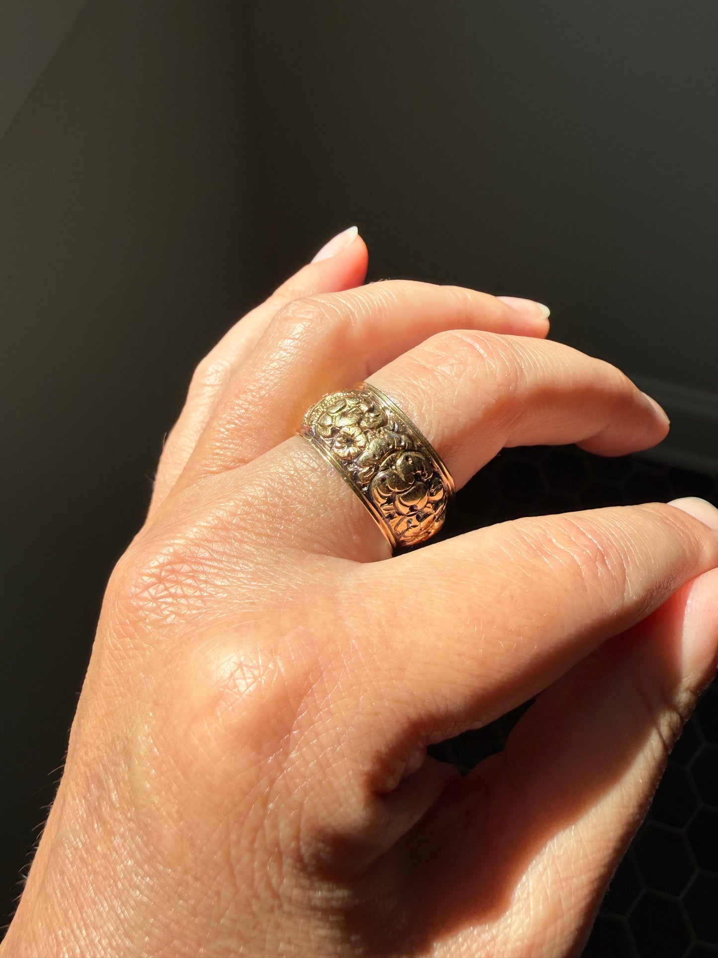 XL Antique FLORAL Embossed French Georgian Victorian Era Eternity Band 11mm Wide Ring 18k Gold Wedding Stacker Romantic Gift Flower Domed