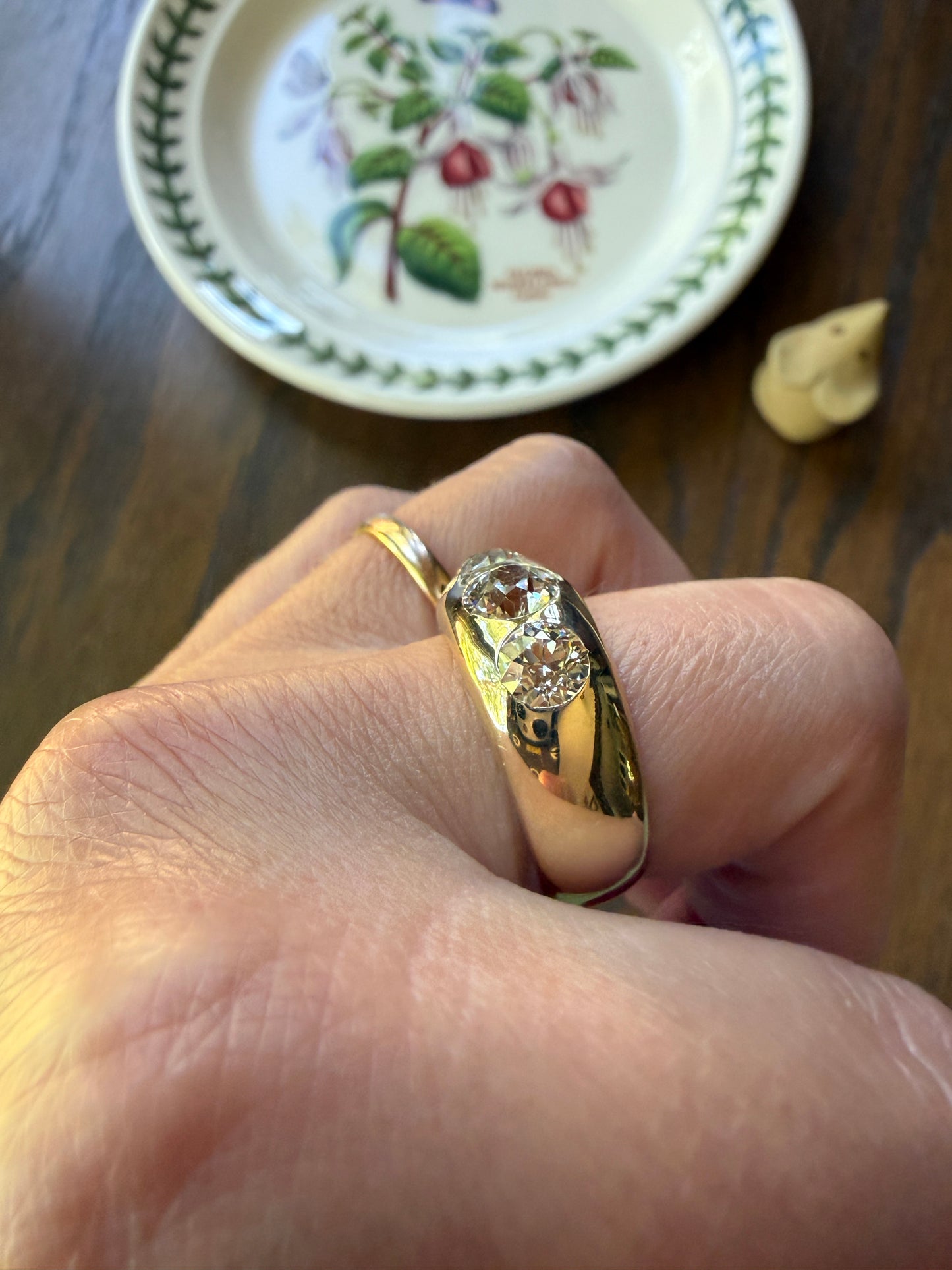 HEAVY Antique 2.4 Carats Natural Old Mine Cut Diamond Three Stone Gypsy Band 10.1g 14k Gold Stacker Ring Man Unisex Chunky