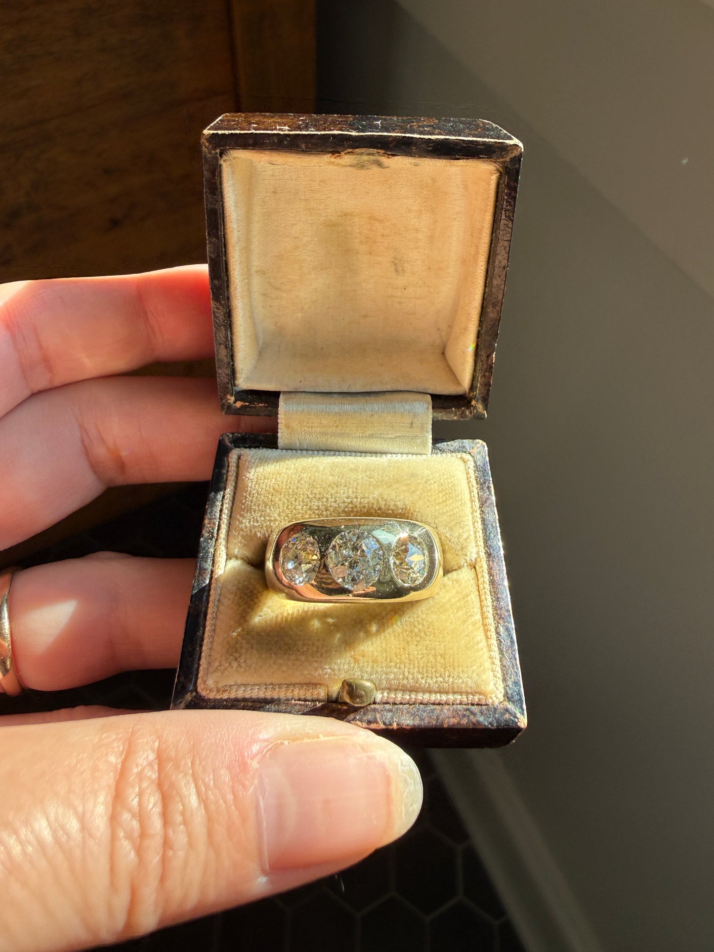 HEAVY Antique 2.4 Carats Natural Old Mine Cut Diamond Three Stone Gypsy Band 10.1g 14k Gold Stacker Ring Man Unisex Chunky