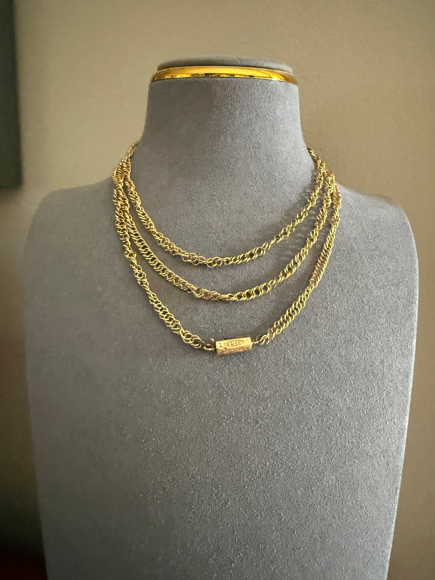 Victorian ANTIQUE 43" Long HEAVY French Hand Made 25g 18k Gold Circle Link Chain Enamel Floral Barrel Clasp Circle Links