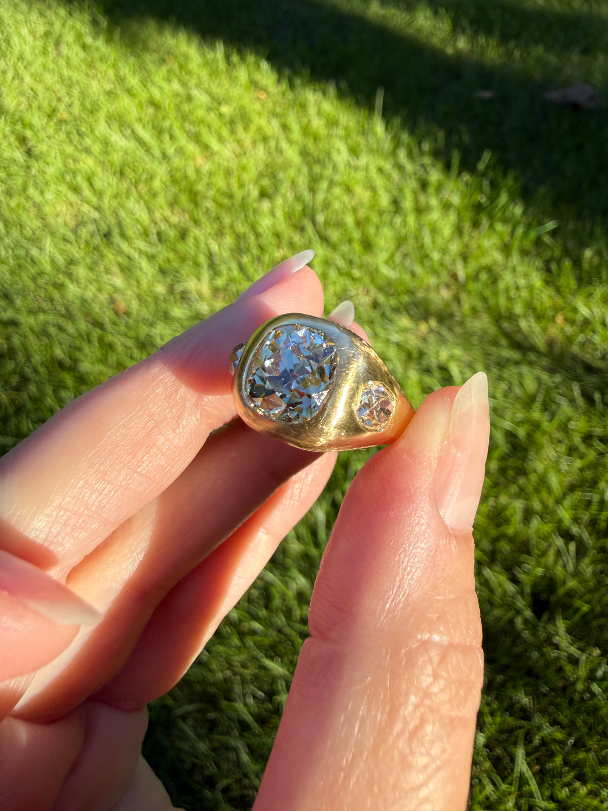 HEAVY 5.2 Carats Eye Clean Natural Antique Old Mine Cut Diamond Three Stone Gypsy Ring 14.5g 18k Gold Matte Band Stacker Man Unisex Chunky