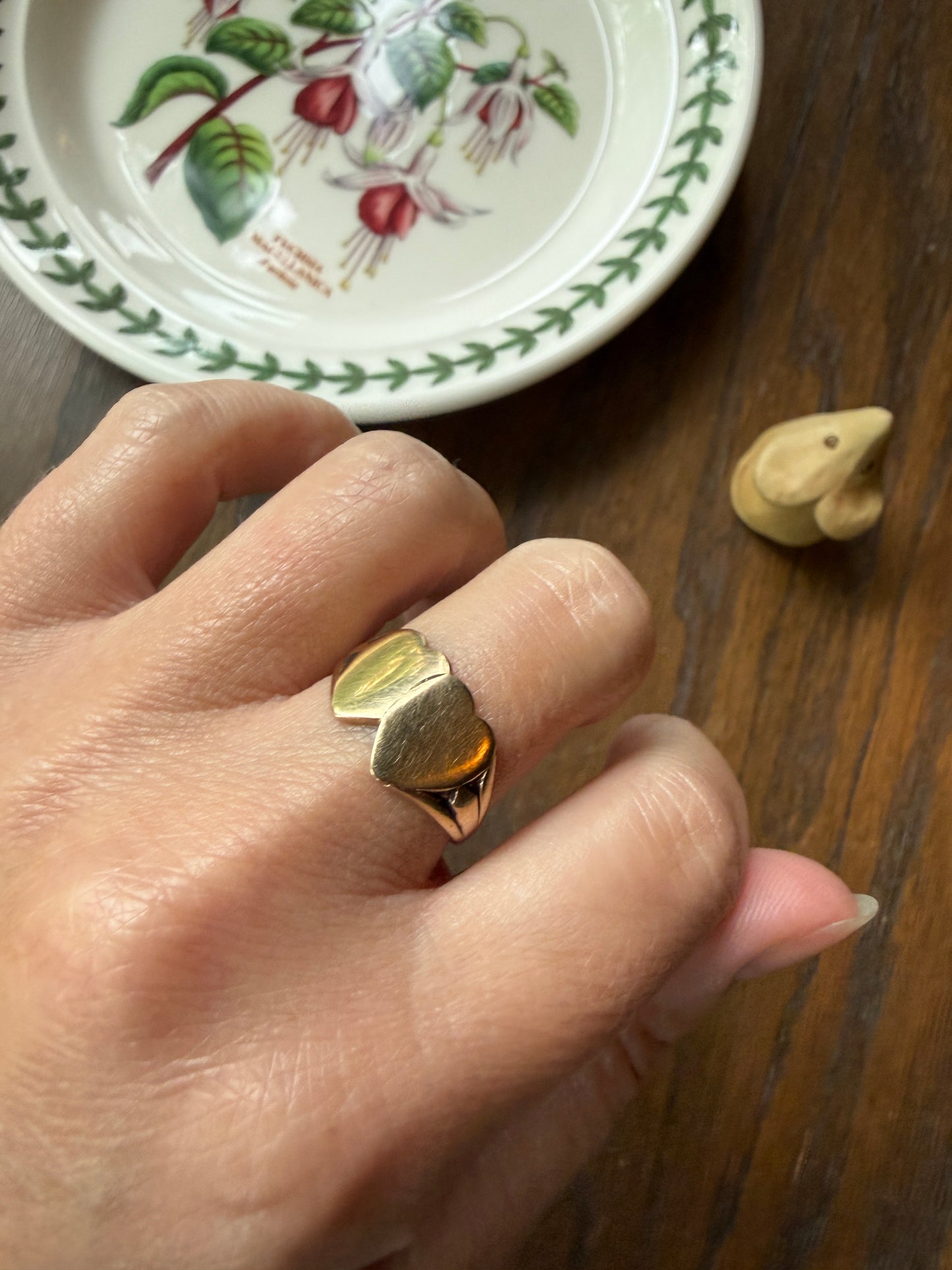DOUBLE HEART 9k Gold Romantic Wedding Band Signet Betrothal Ring Stacker Ready to Engrave