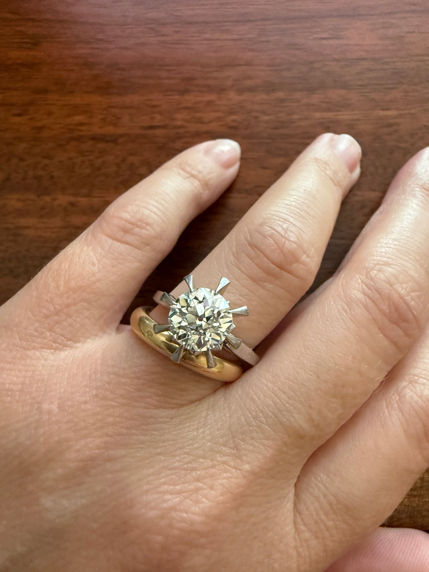 Unique Vintage 2.4 Carats Old Mine Cut DIAMOND Sunburst Ring Solitaire Engagement 18k White Gold & Platinum Architectural Claw Prongs ooak
