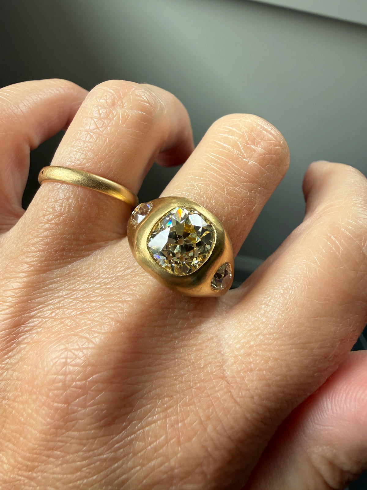 HEAVY 5.2 Carats Eye Clean Natural Antique Old Mine Cut Diamond Three Stone Gypsy Ring 14.5g 18k Gold Matte Band Stacker Man Unisex Chunky