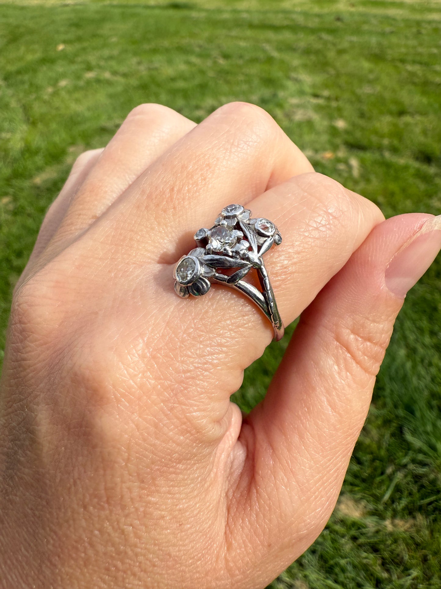 DRAGONFLY Special Dated 1922 Antique Ring 0.7 Carat Old Mine Cut DIAMONDS 18k White Gold Figural Flower Bouquet French Art Deco