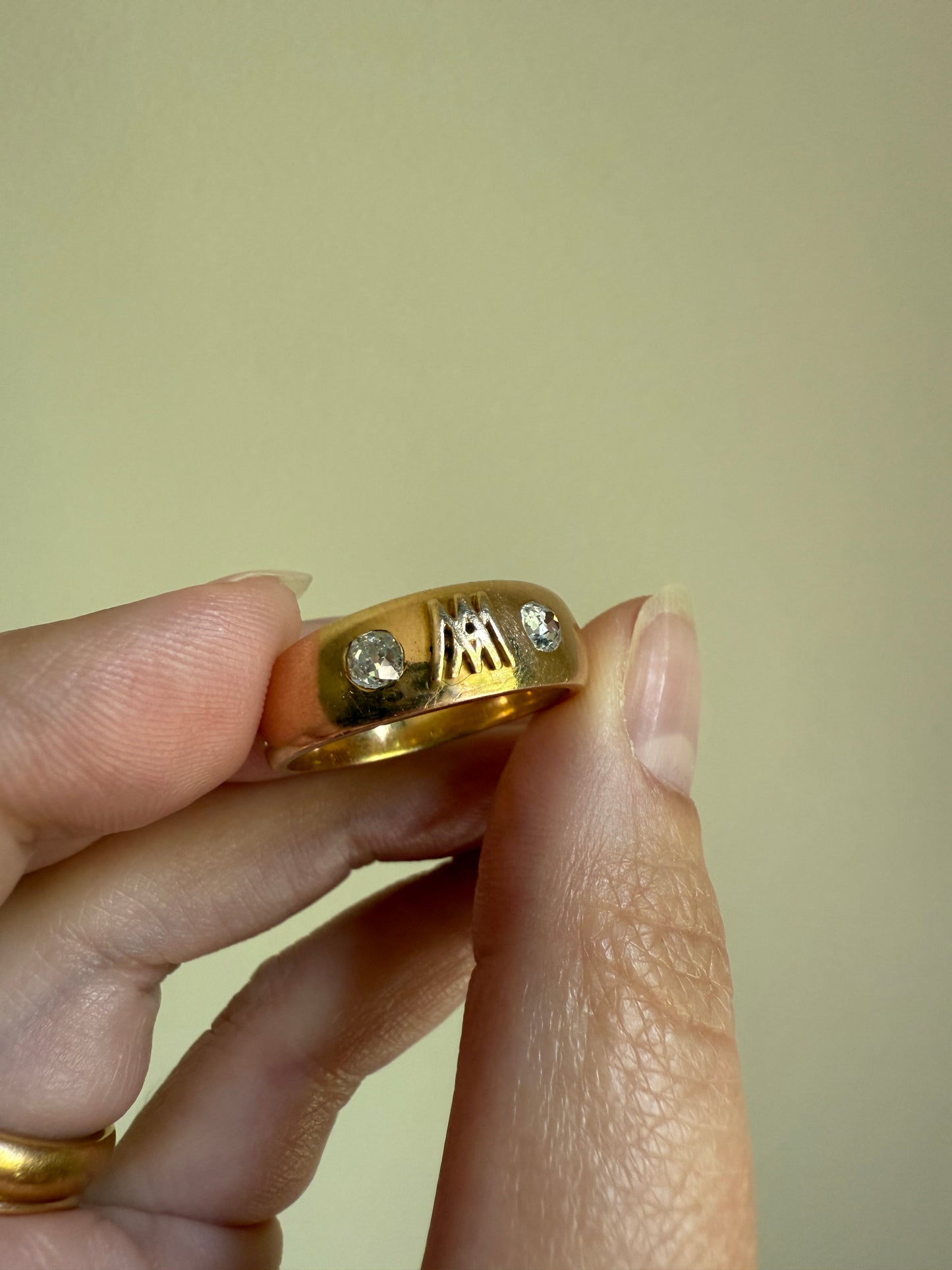 Heavy AM W Old Mine Cut Diamond Gypsy Ring 9.3g 18k Gold Band Solid Chunky Figural Initial Monogram Ring Stacker Man Or Unisex .4 Carat OMC