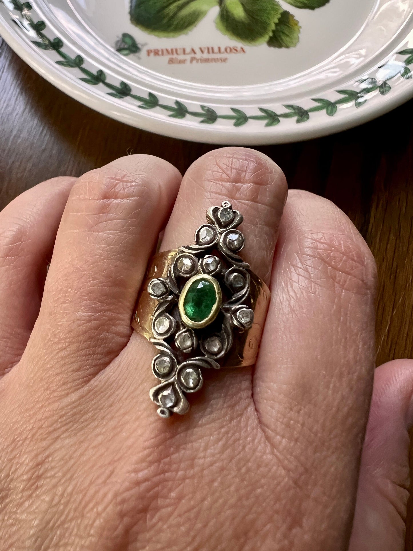 Heavy Ornate Antique Ring 9g 18k Gold EMERALD 14 Rose Cut DIAMOND Engraved Leaf Wide Band Scrolled Shield Large Romantic Gift Early 1900s