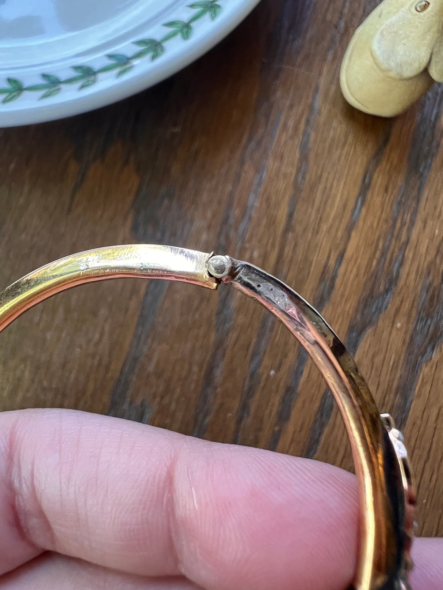 FIGURAL Double HEART Bowed CITRINE Seed Pearl Antique Hinged Bangle Bracelet 15k Gold Ribbon