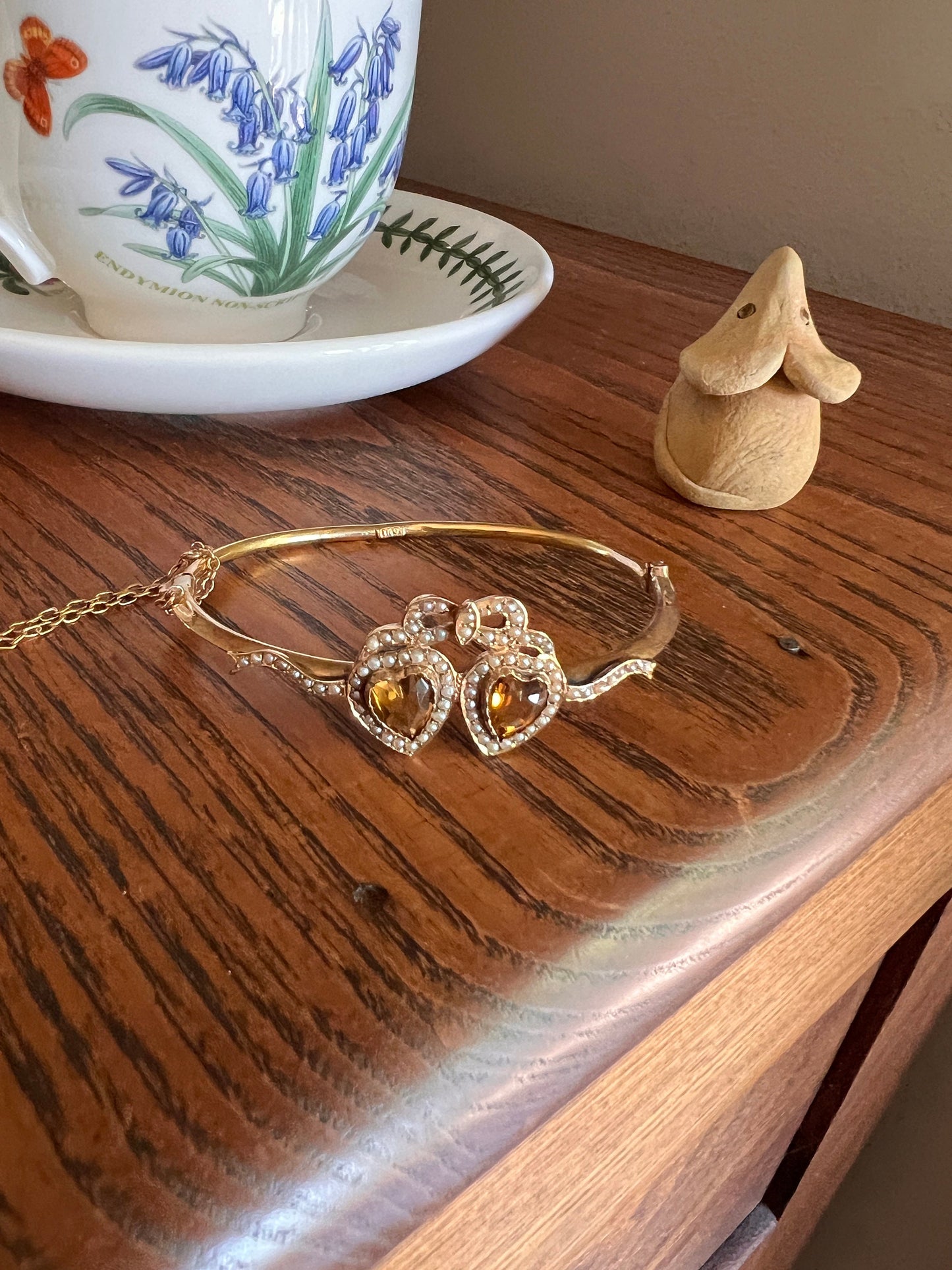 FIGURAL Double HEART Bowed CITRINE Seed Pearl Antique Hinged Bangle Bracelet 15k Gold Ribbon