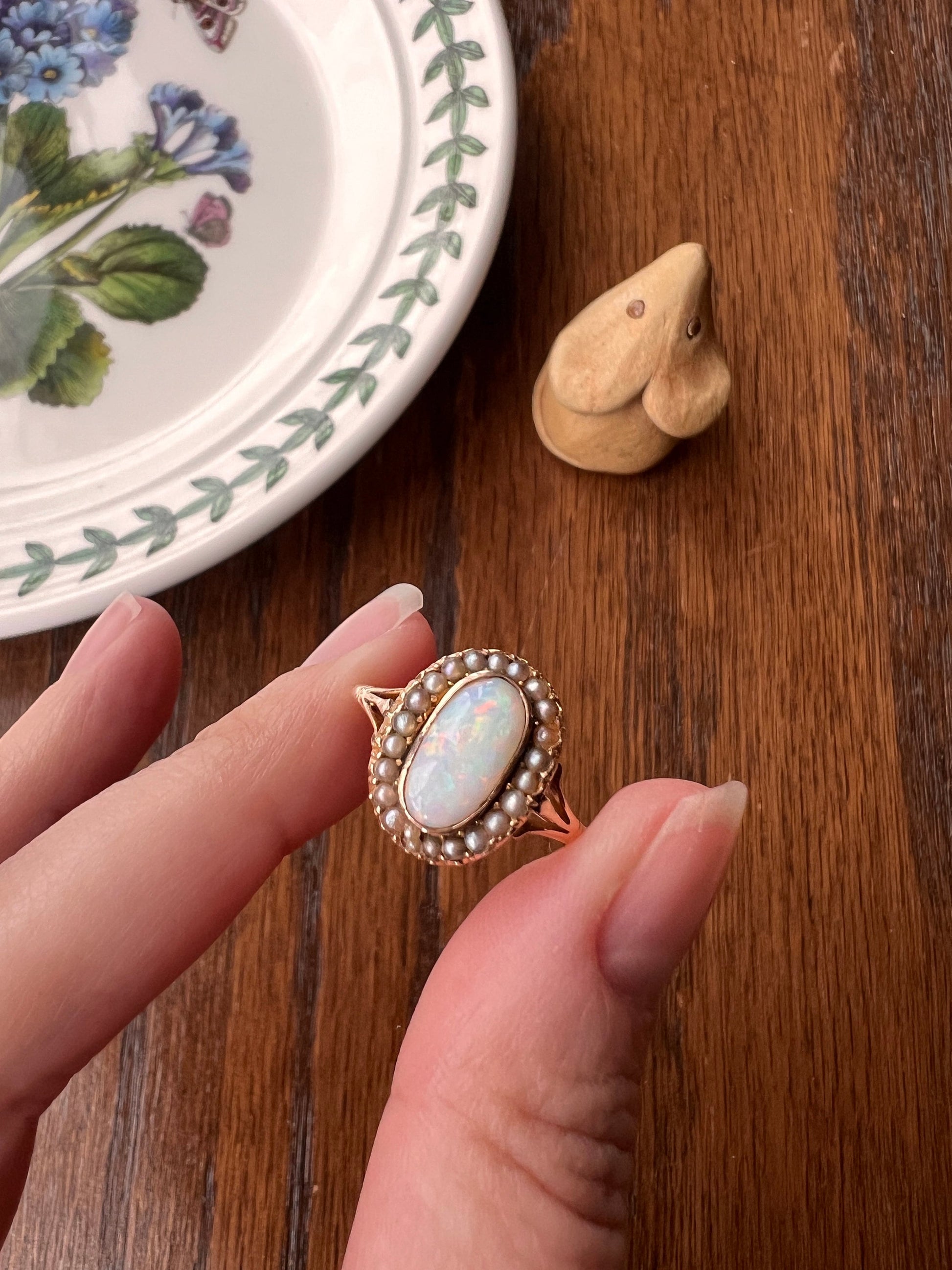 OPAL Pearl Halo Ring 9k Gold VICTORIAN Antique Ornate Stacker Warm Gray Purple Iridescent Glossy Blue Romantic Gift Not 10k