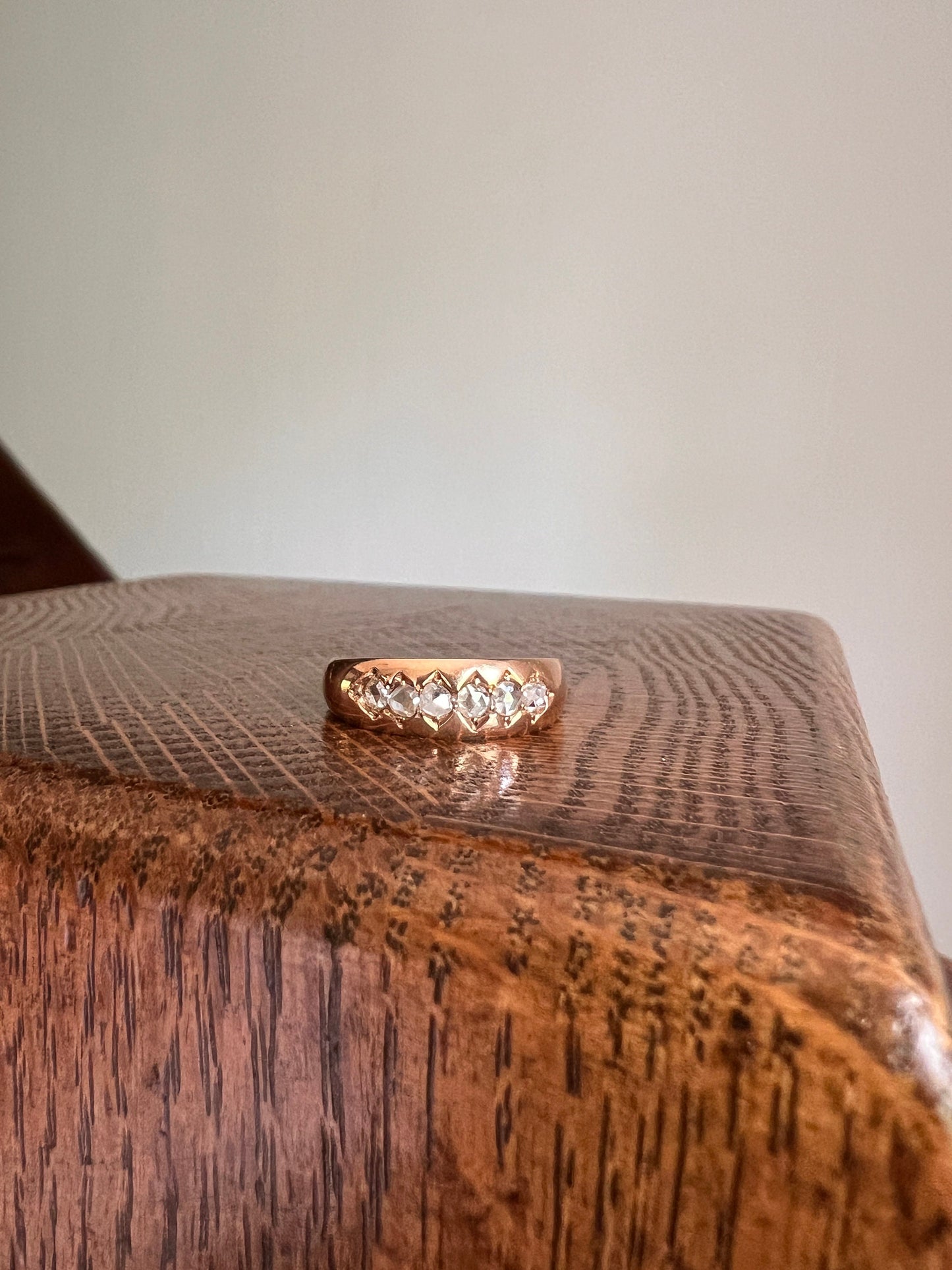 Six Stone Rose Cut DIAMOND Band 15k Gold Ring Texture Stacker Diamond Bezel Set Geometric Argyle Romantic Gift Anniversary Wedding Not 14k