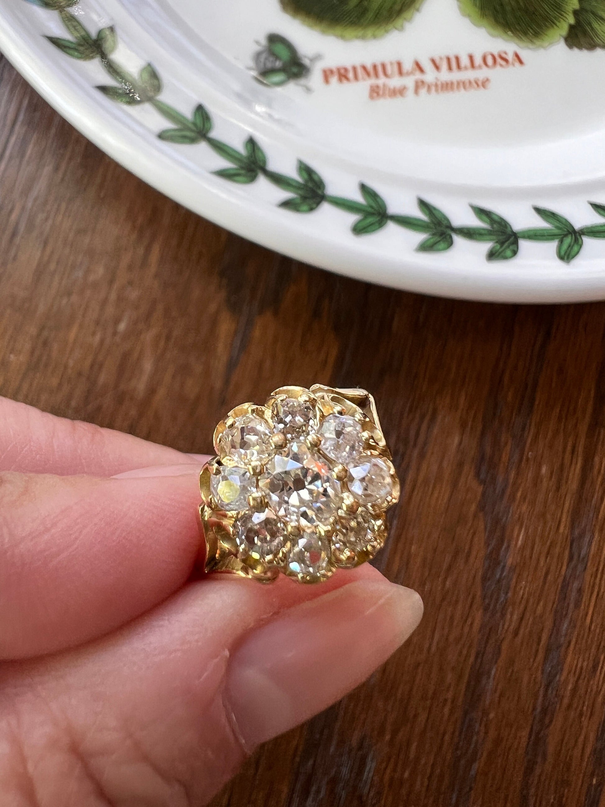 ANTIQUE 1.25 Carat 9 Old Mine Cut DIAMOND Cluster Ring 4.3g 18k Gold Romantic Gift Stacker Band OMC Victorian Halo Buttercup Belcher 1.25Ctw