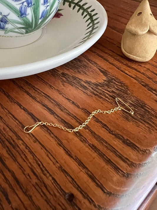 Hanger HOOK Dainty CHAIN Doodad French ANTIQUE .5g 18k Gold Solid 67mm Pendant Holder Extender Connector Neckmess Neckstack Parts Findings