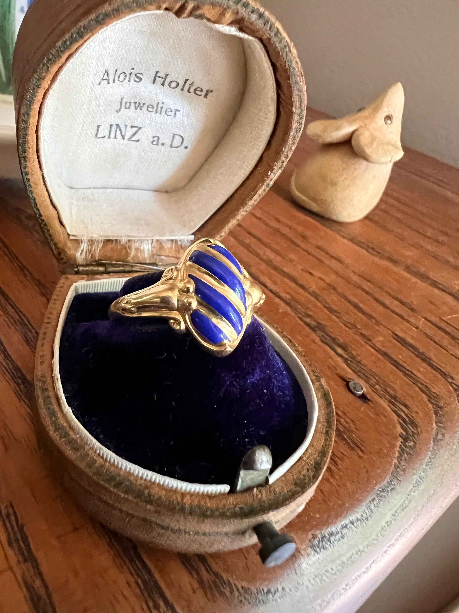 Antique STRIPED Blue Enamel Oval Ornate Victorian Ring 18k Gold French Belle Epoque Stacker Romantic Gift Linear Geometric Scrolled Signet