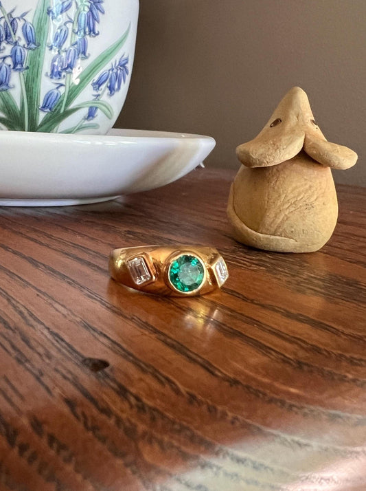 BAGUETTE Diamond Green EMERALD Heavy Vintage Three Stone Gypsy Ring French 18k Gold Chunky Wide Band Natural Green Geometric Stacker Unisex