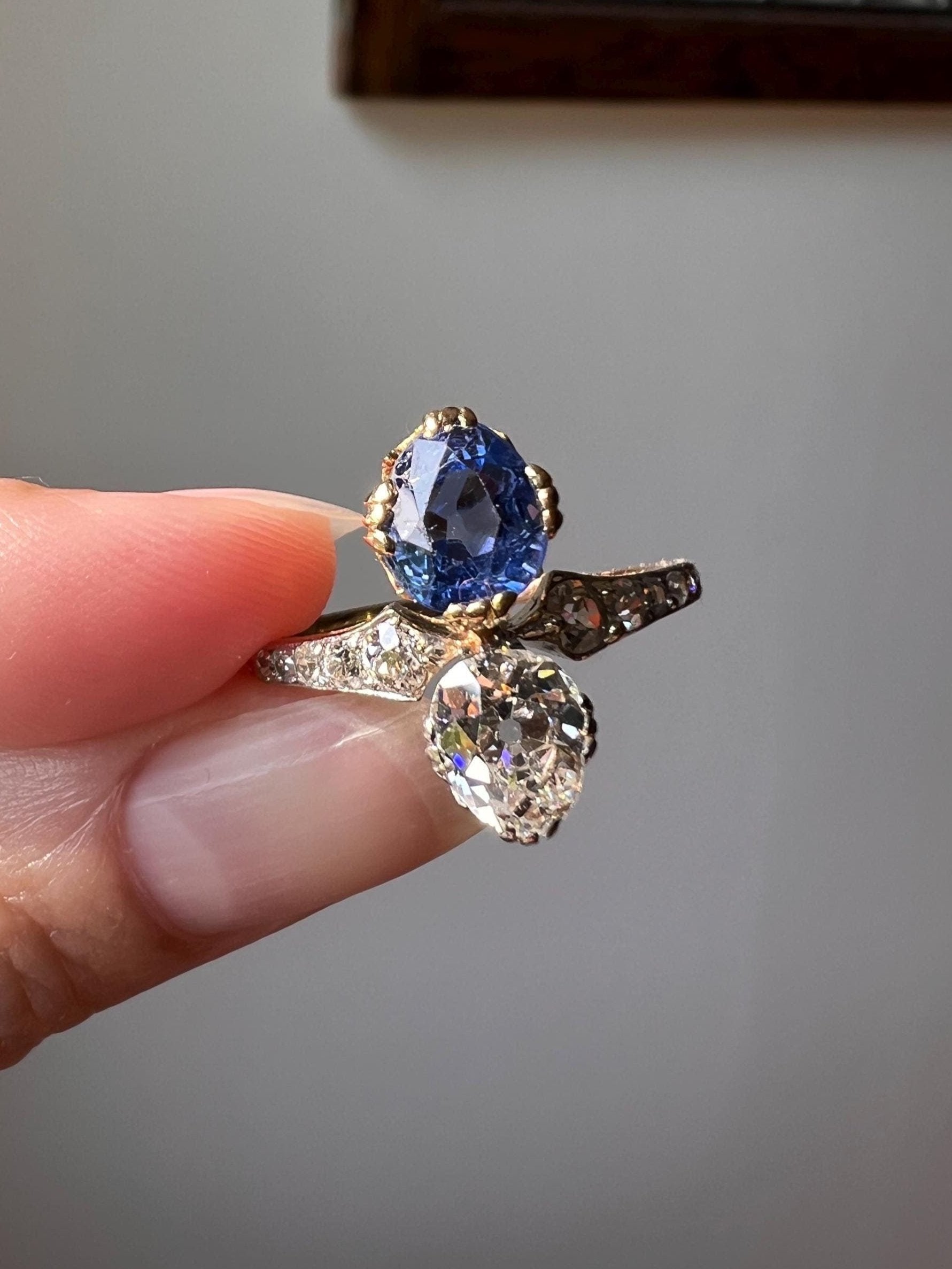 Antique No Heat PEAR Natural Ceylon SAPPHIRE Old Mine Cut DIAMOND Toi et Moi Ring 1 Carat Tdw French 18k Gold Platinum Ring Belle Epoque OmC