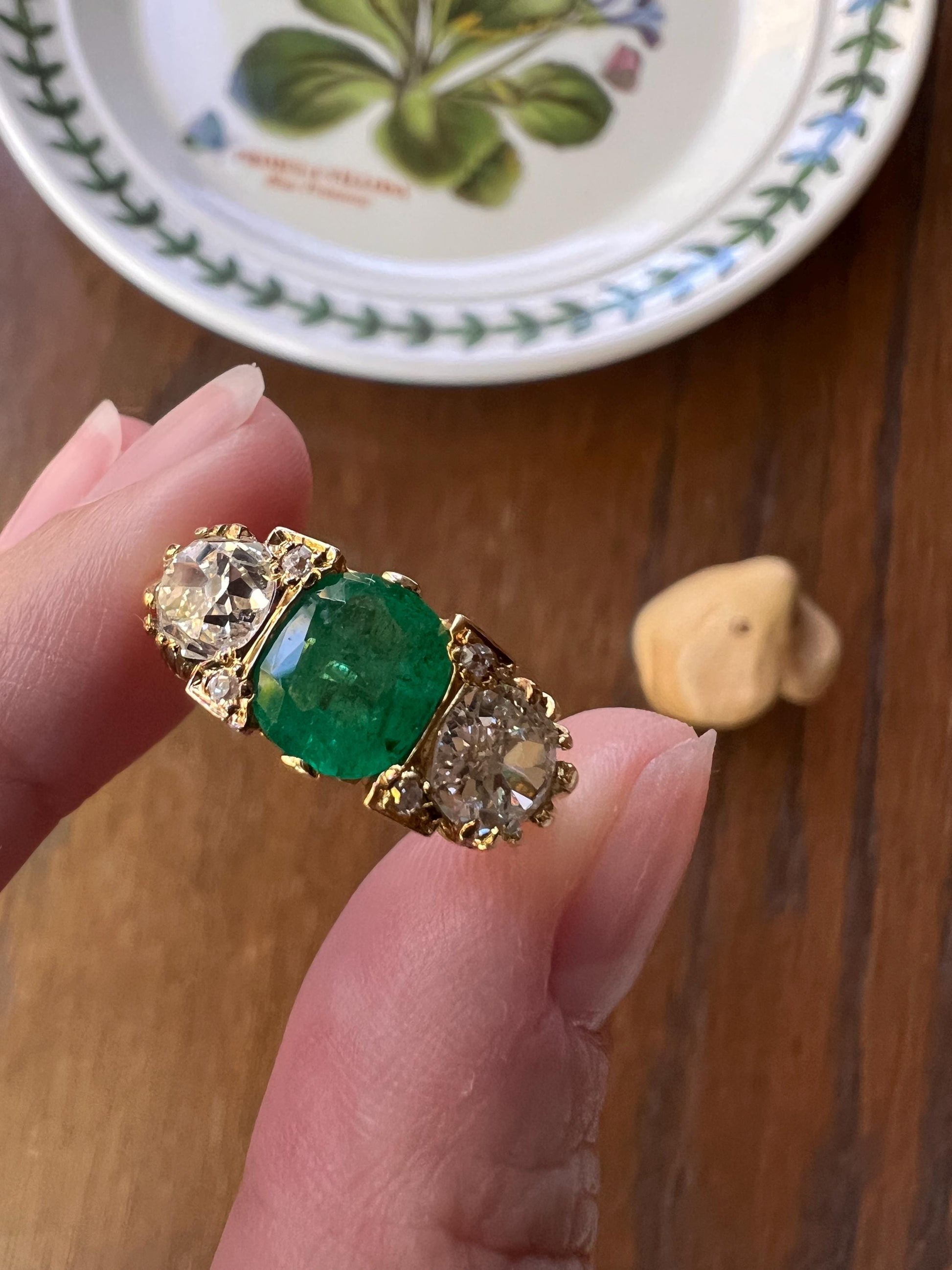 Antique 1.5 Carat Natural EMERALD & 1.9 Carat Tdw Eye Clean Old Mine Cut DIAMOND Three Stone Ring 18k Gold Big Chunky Stacker Art Deco OMC