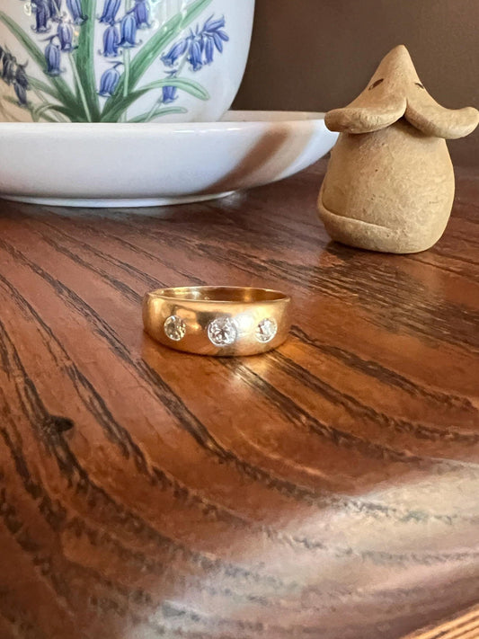 Antique .5 Carat Old Mine Cut DiAMOND 3 Stone Stacker Band Ring 5.1g 18k GOLD Domed Gypsy Chunky Romantic Gift Stacker OMC Unisex 0.5ctw OMC
